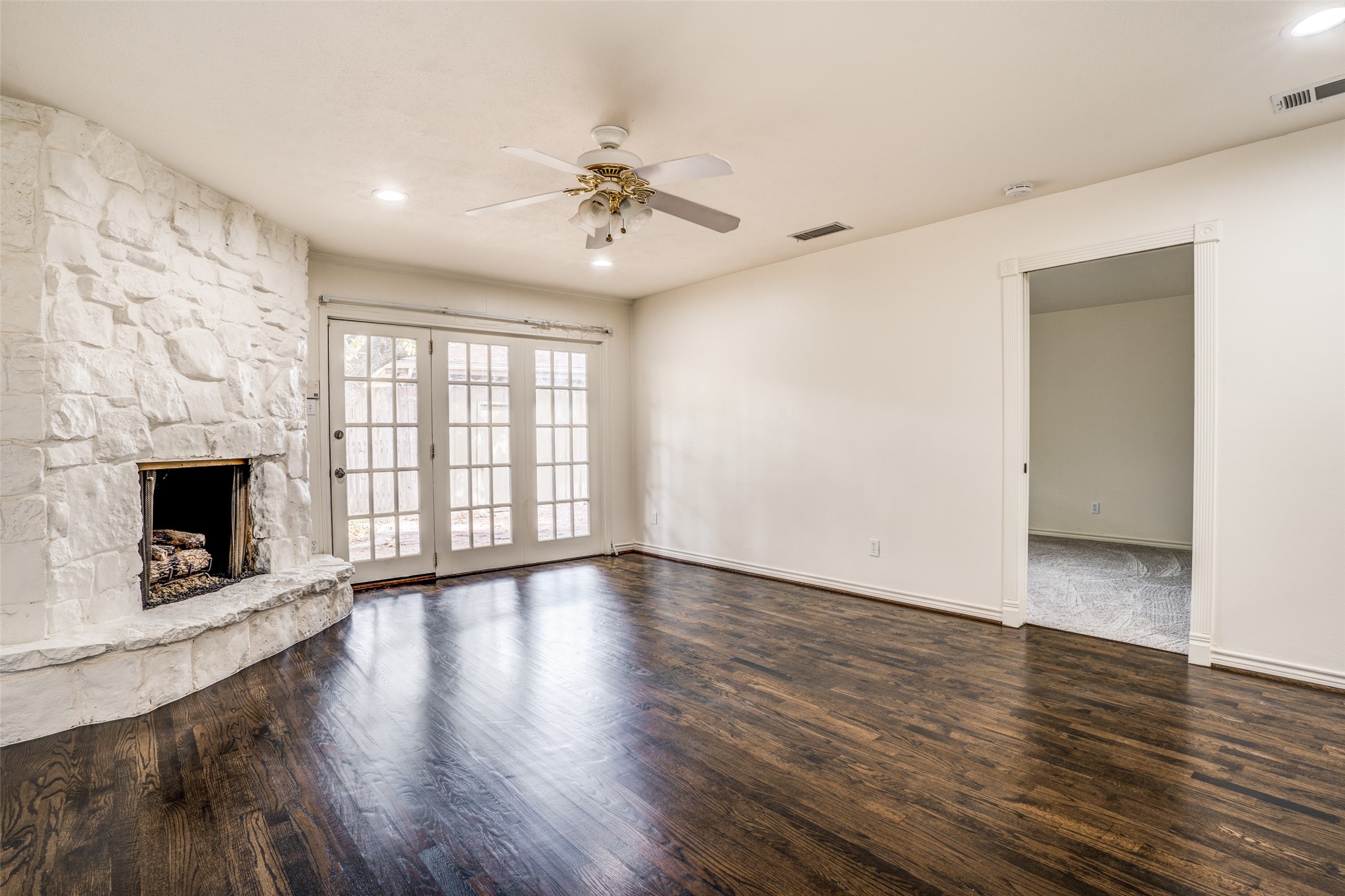 7507 Meadow Oaks Drive Dallas TX 75230