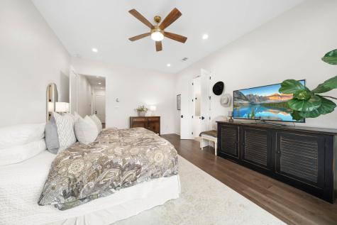 2050 W Elm Mott Drive Waco TX 76705