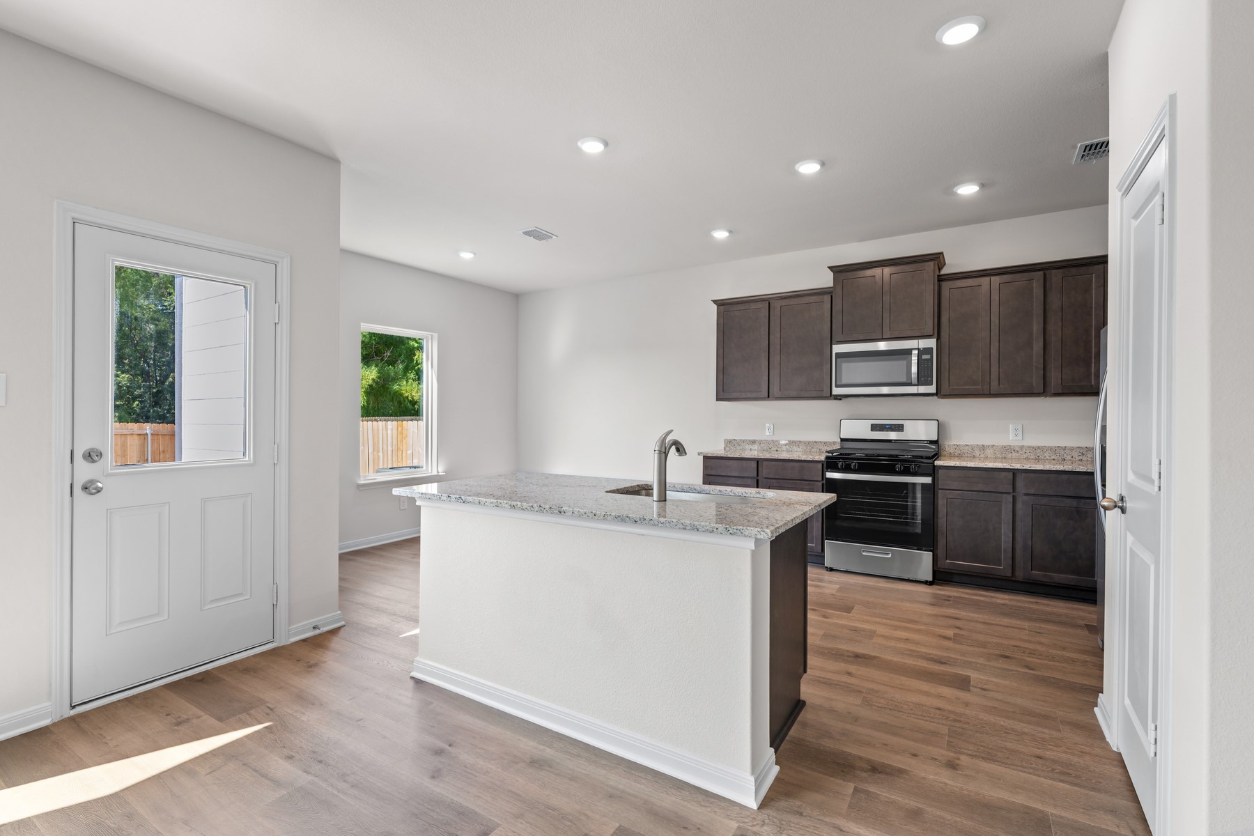 8432 Fort Benton Drive Ponder TX 76259