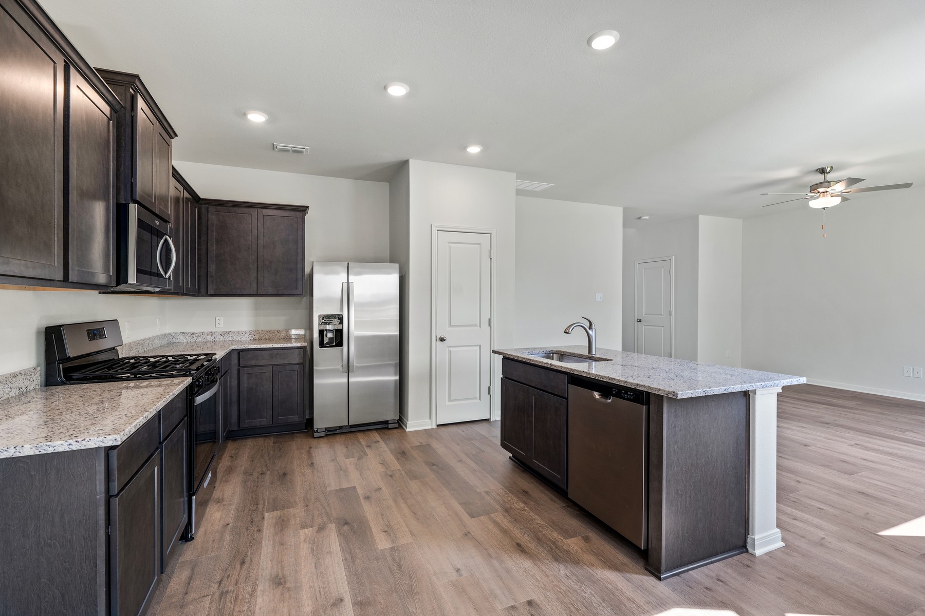 8432 Fort Benton Drive Ponder TX 76259