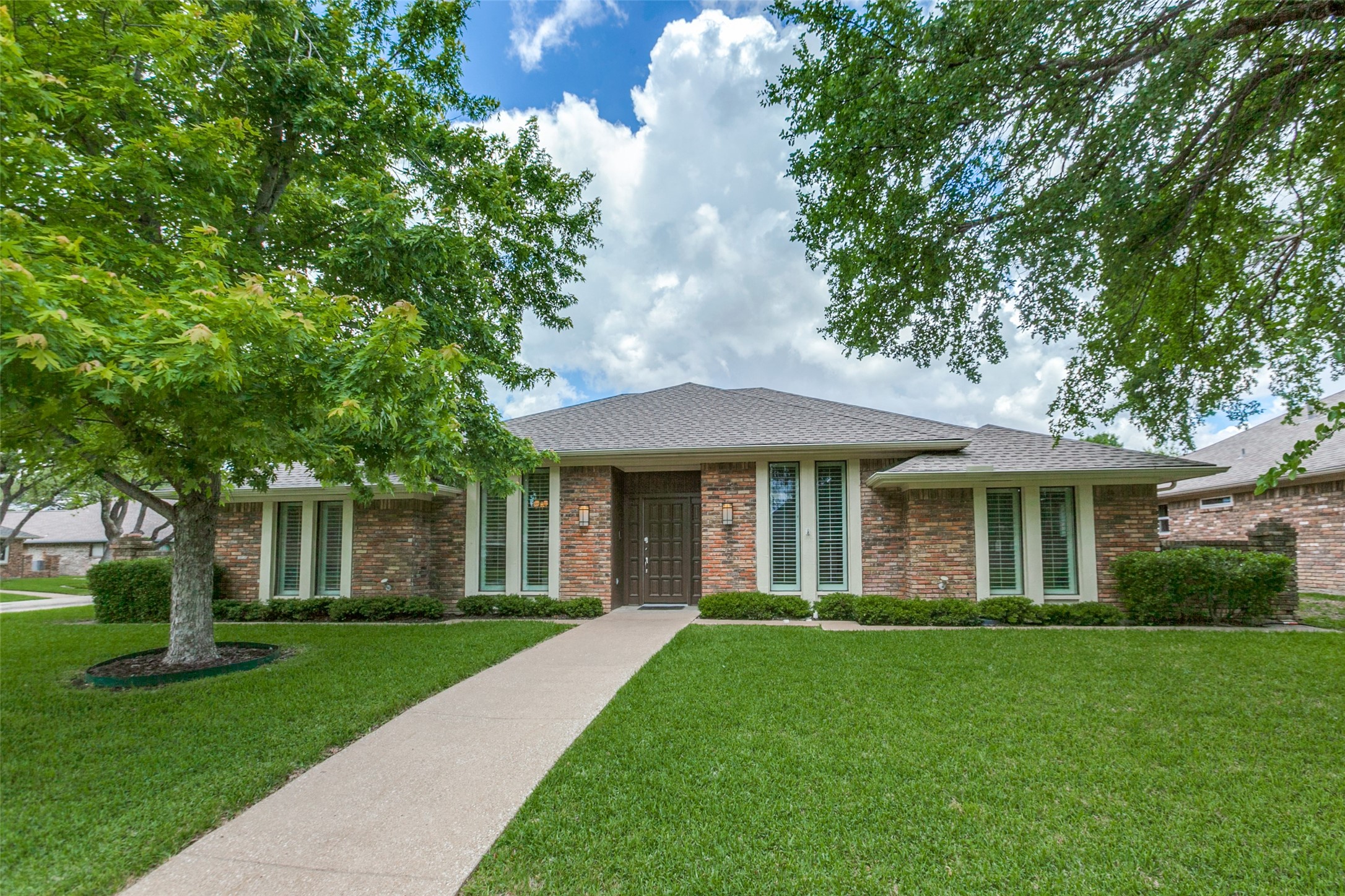 10101 Apple Creek Drive Dallas TX 75243