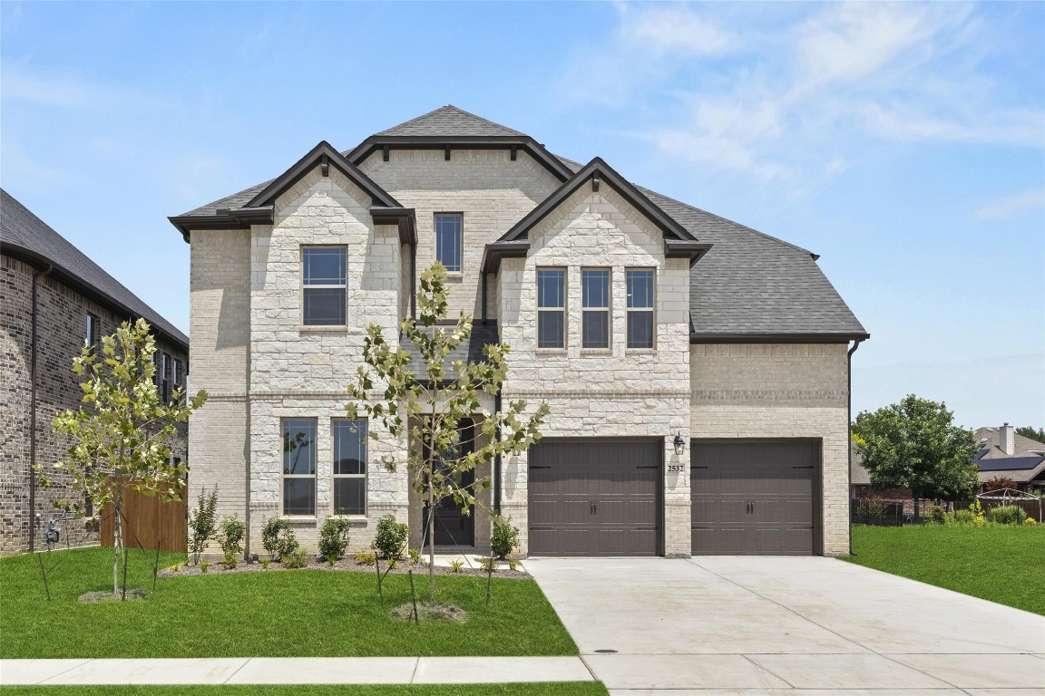 2532 Northlake Drive Grand Prairie TX 75054