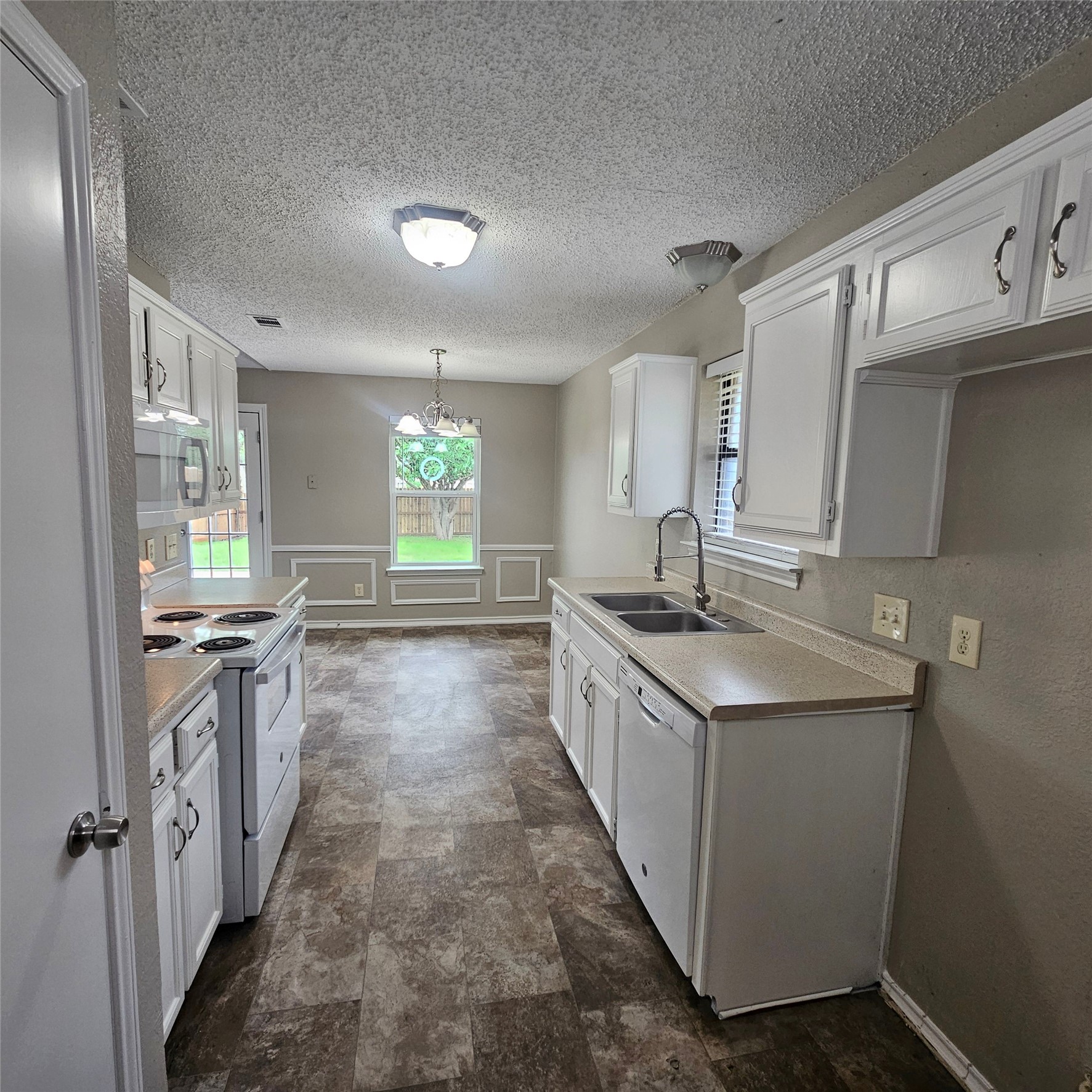 3136 Tina Street Sachse TX 75048