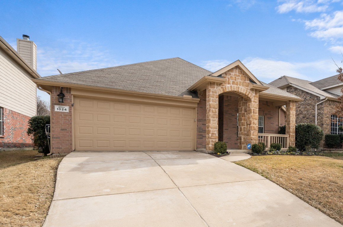1024 Albatross Lane Aubrey TX 76227