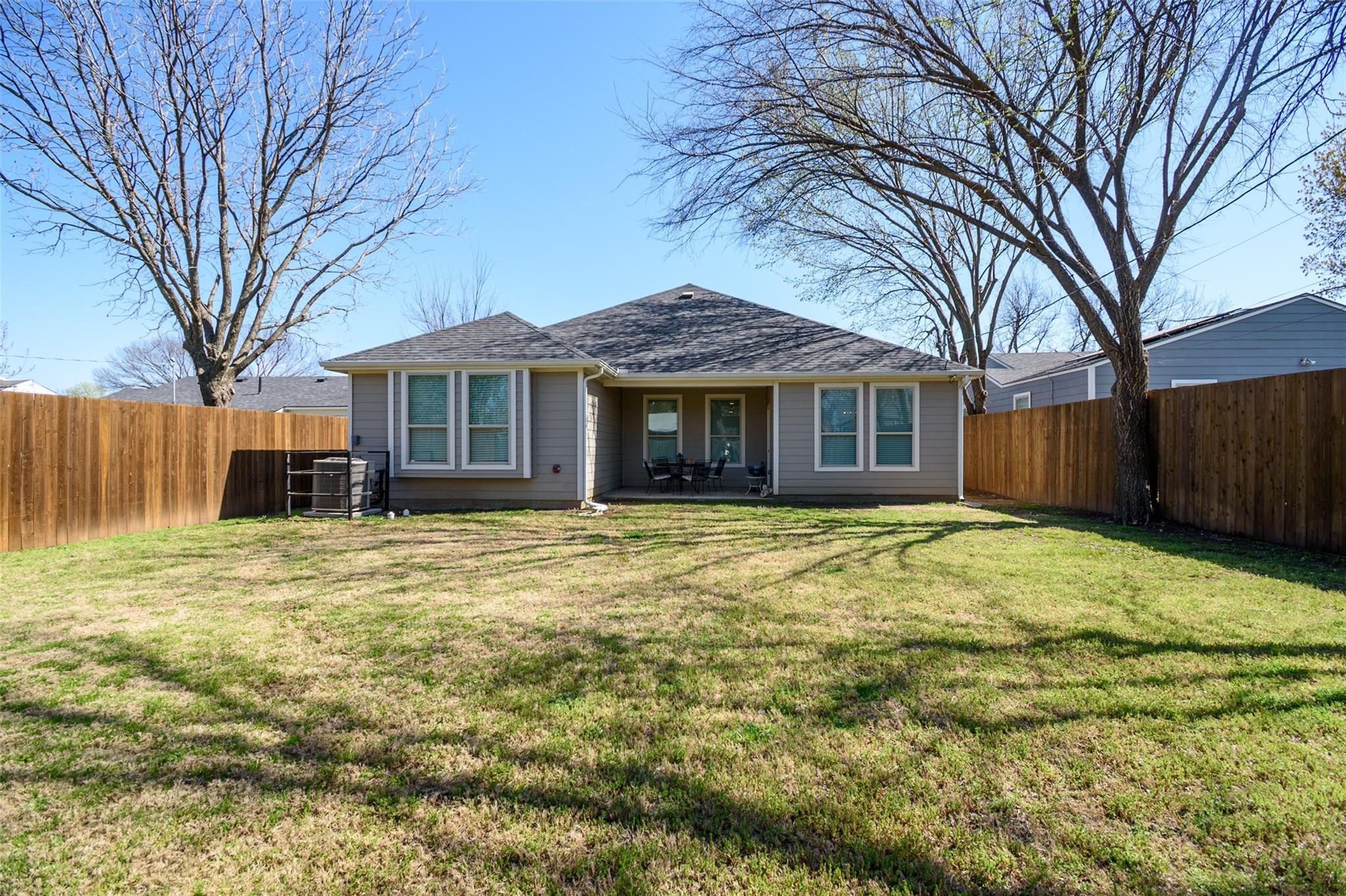 2655 Kathleen Avenue Dallas TX 75216