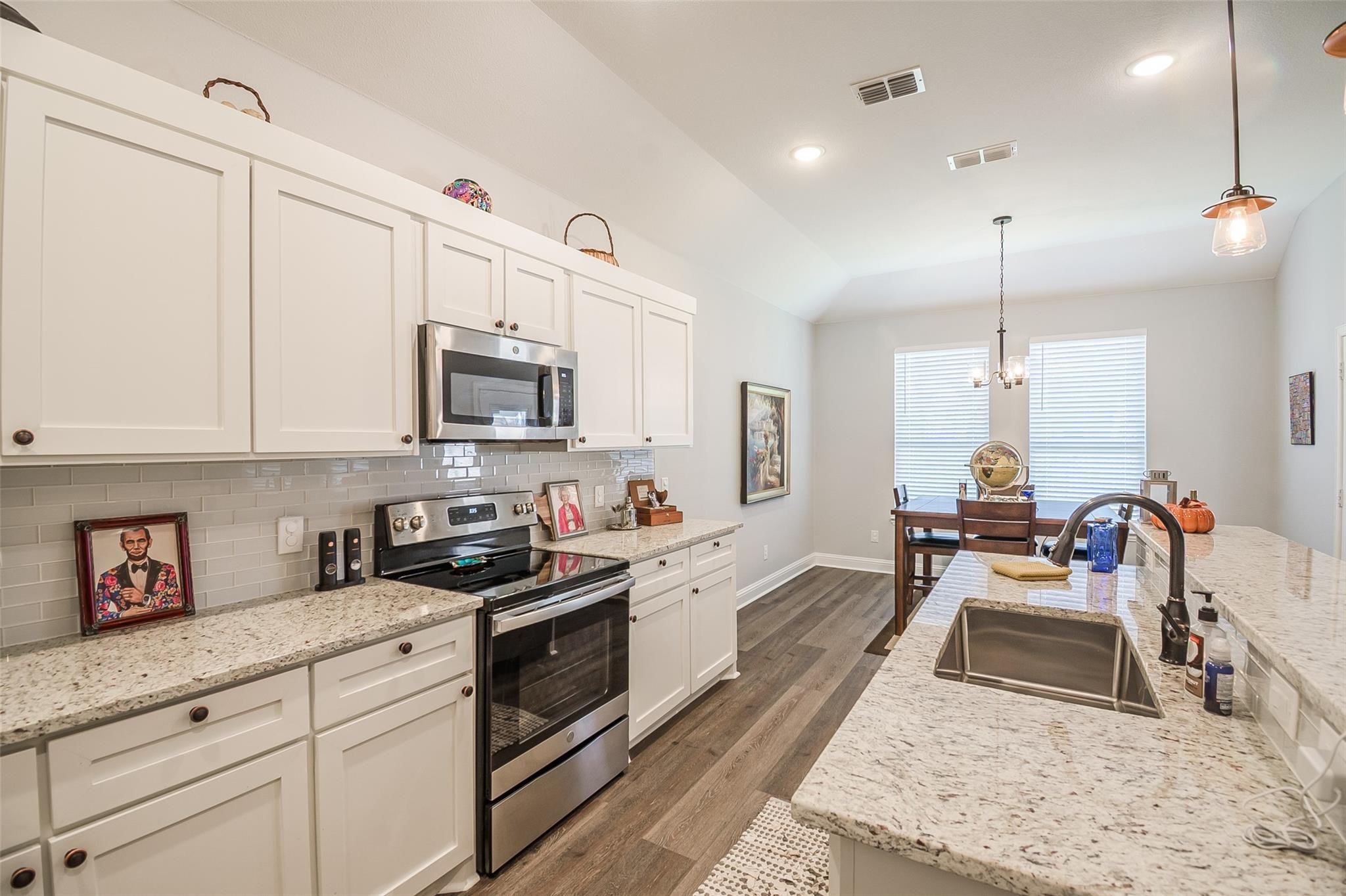 2655 Kathleen Avenue Dallas TX 75216