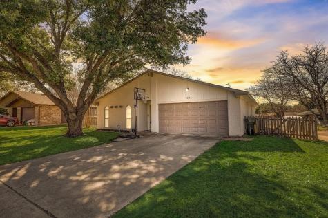1306 Pioneer Lane Plano TX 75023