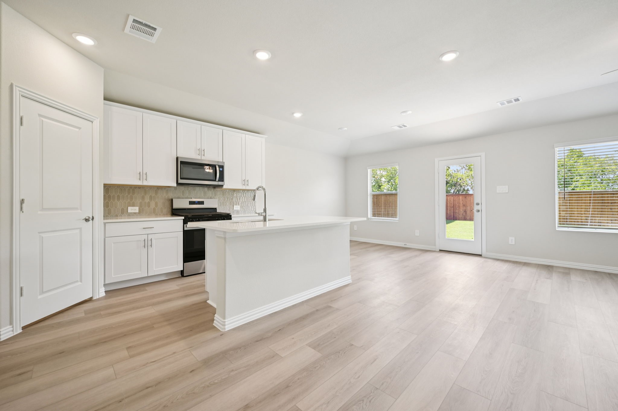 2116 Rannoch Street Sherman TX 75092