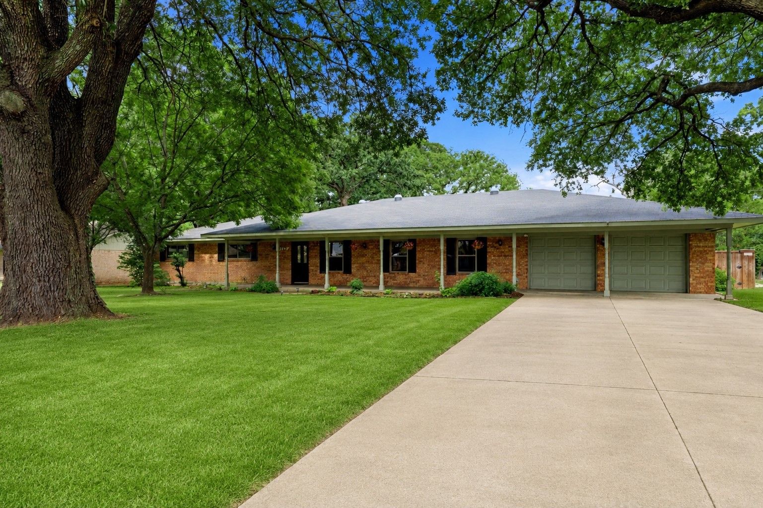 17535 Country Club Drive Kemp TX 75143