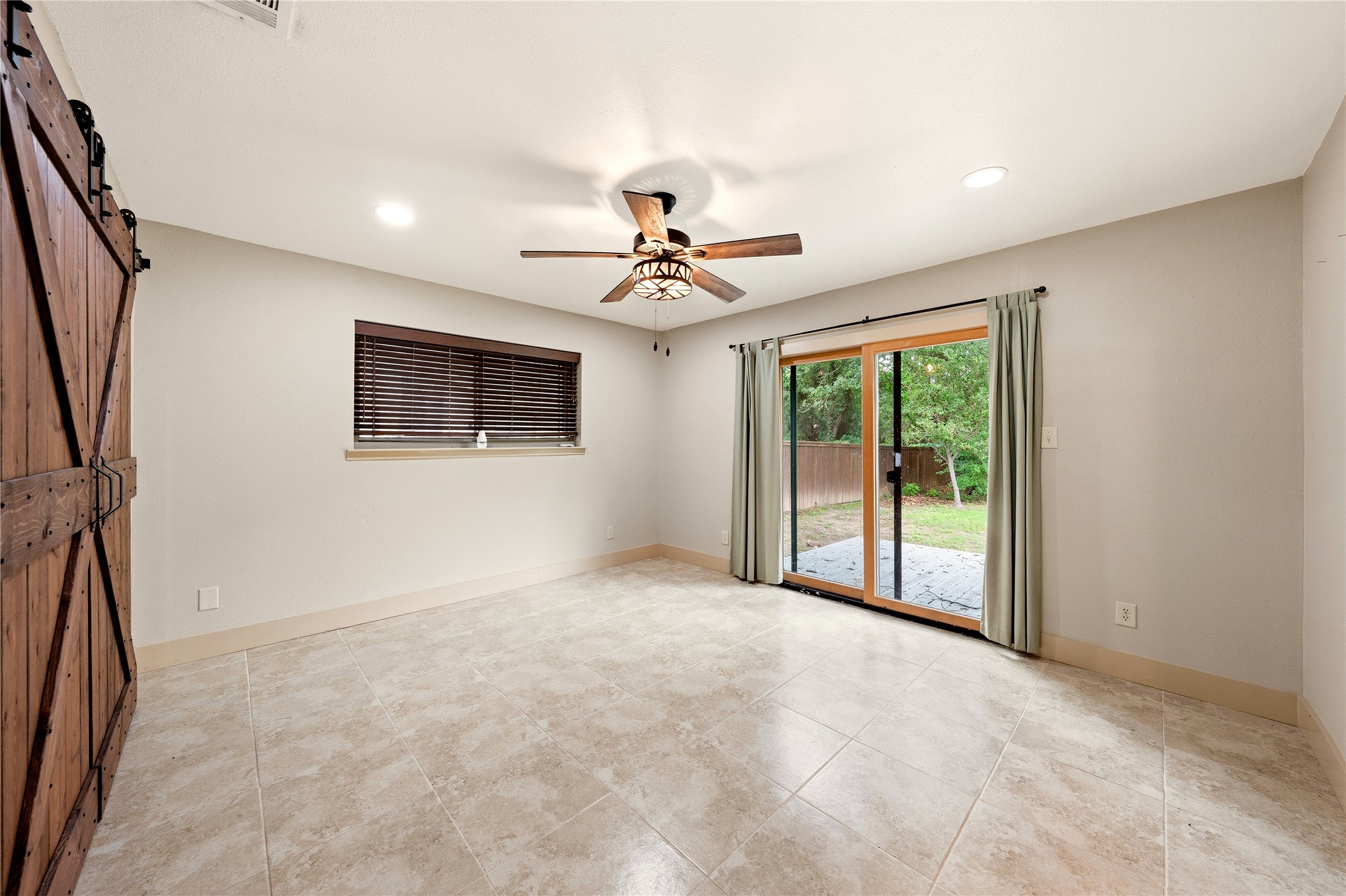 17535 Country Club Drive Kemp TX 75143