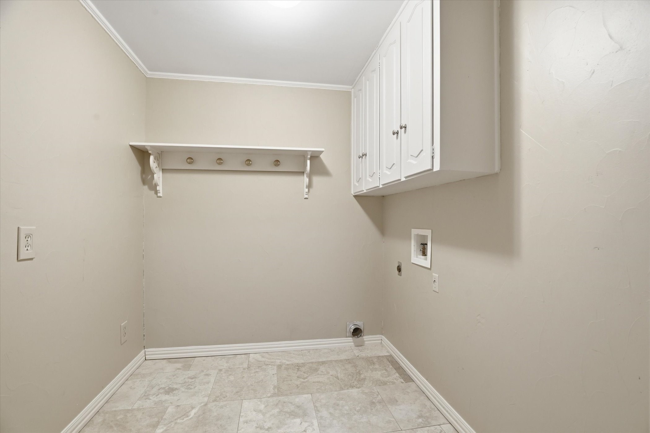 4201 Winding Way Benbrook TX 76126