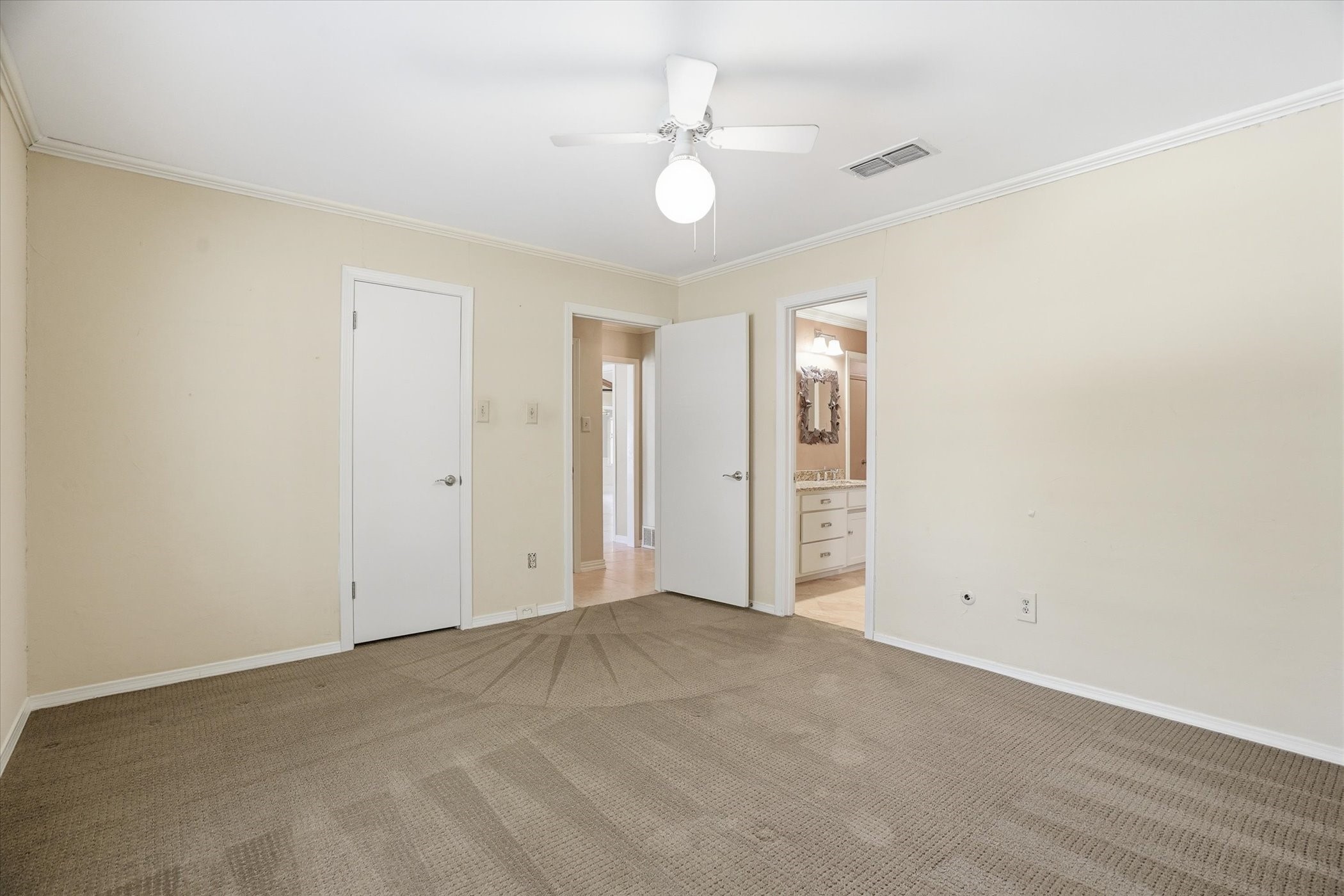 4201 Winding Way Benbrook TX 76126
