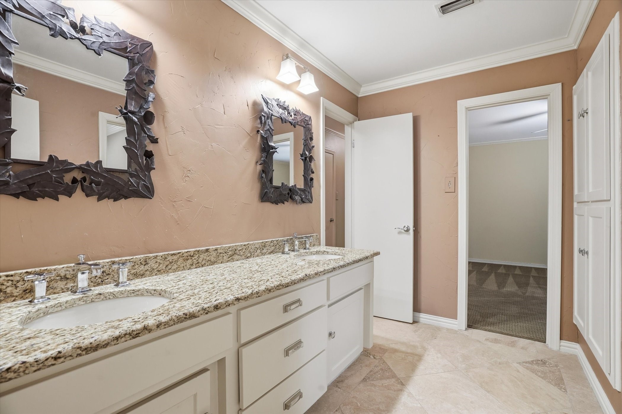 4201 Winding Way Benbrook TX 76126