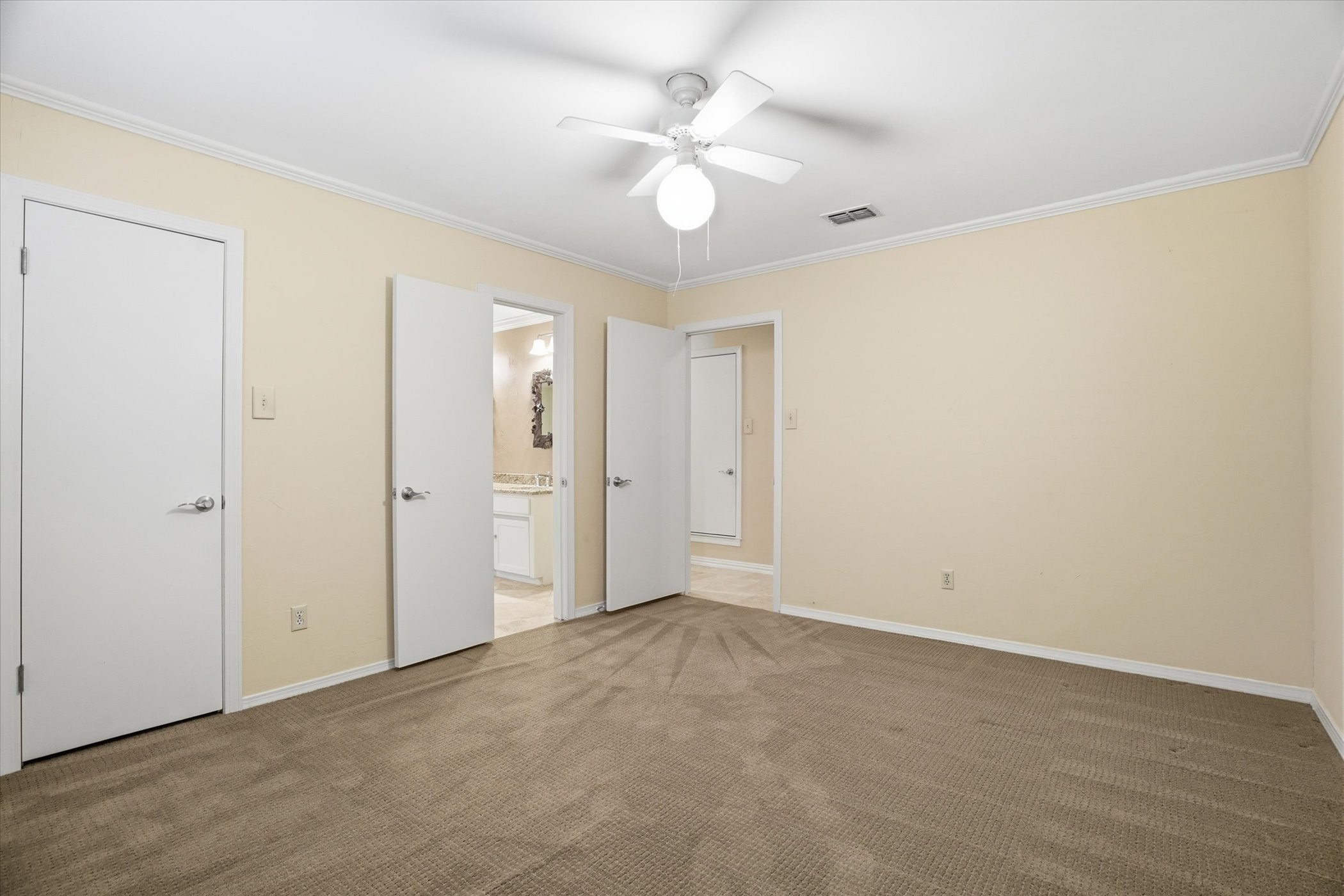 4201 Winding Way Benbrook TX 76126