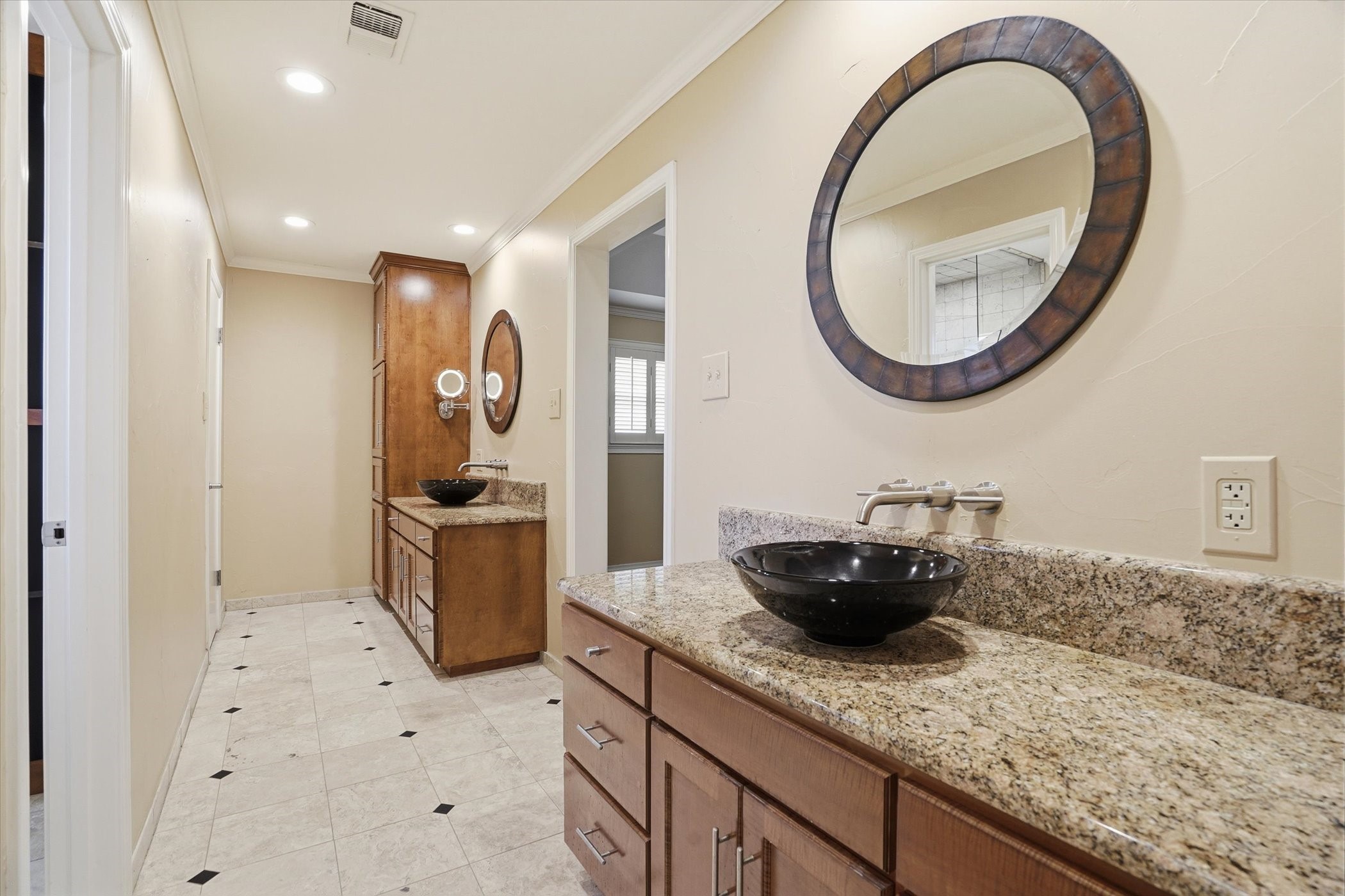 4201 Winding Way Benbrook TX 76126