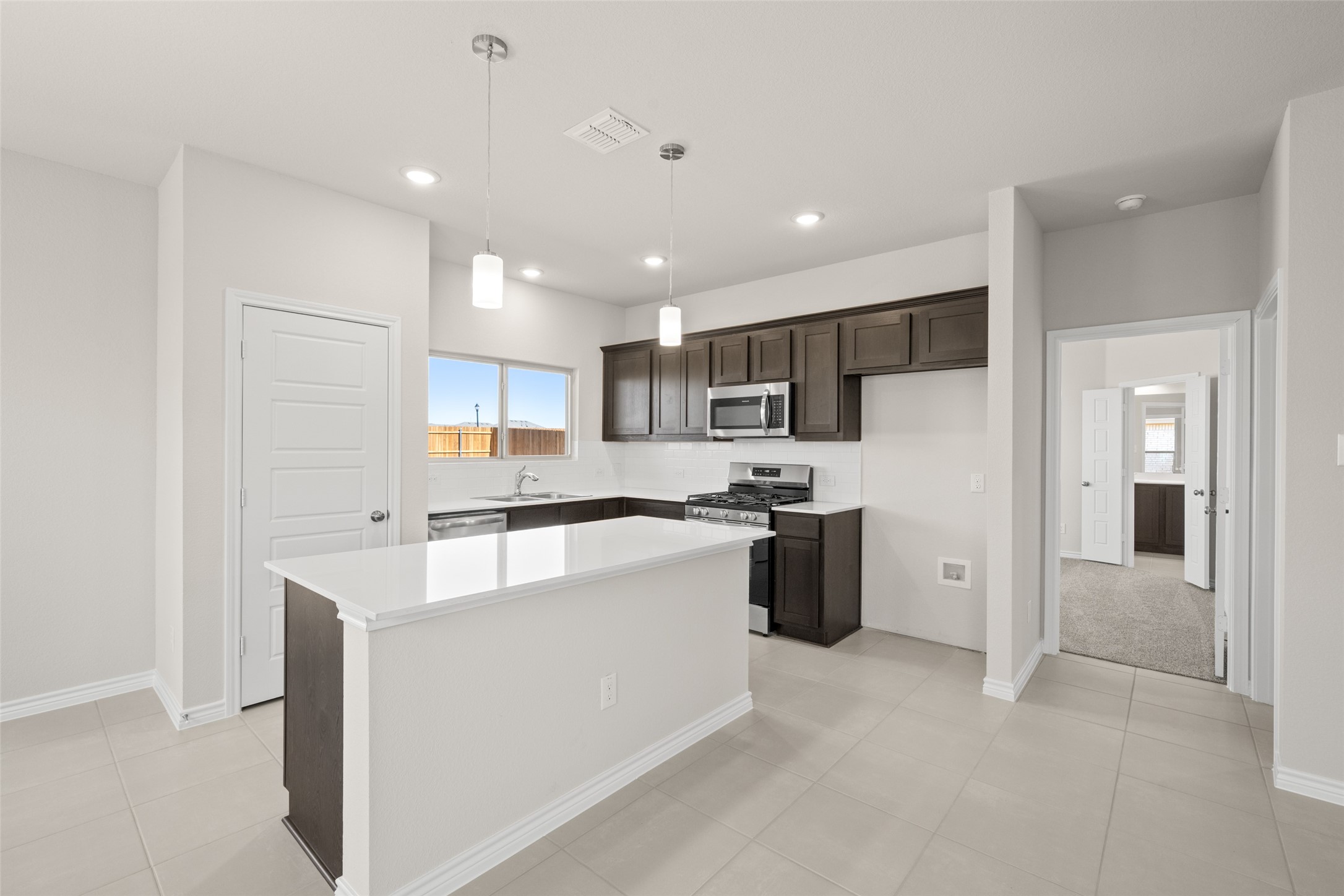 1902 Cheyenne Drive Cleburne TX 76033