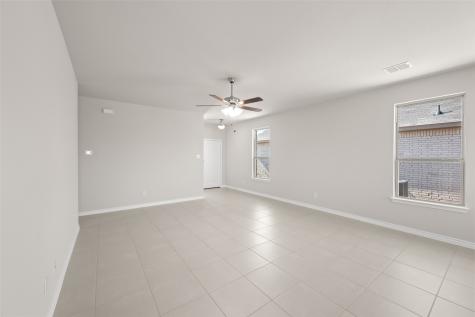 1902 Cheyenne Drive Cleburne TX 76033