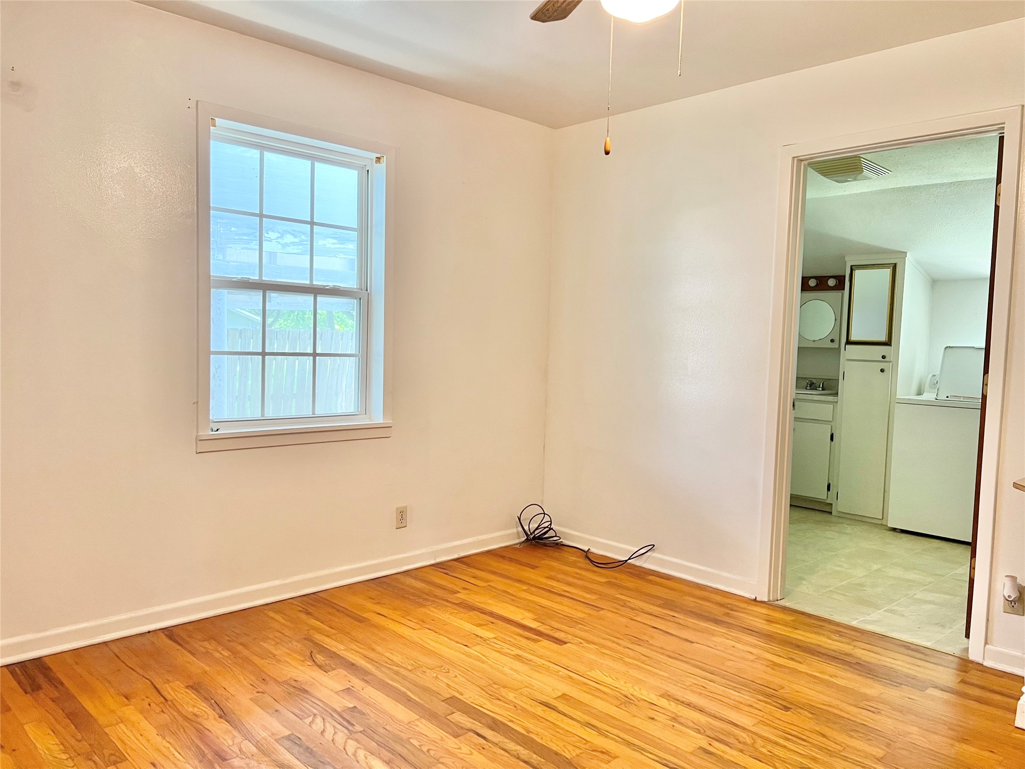 802 E White Street Hamilton TX 76531