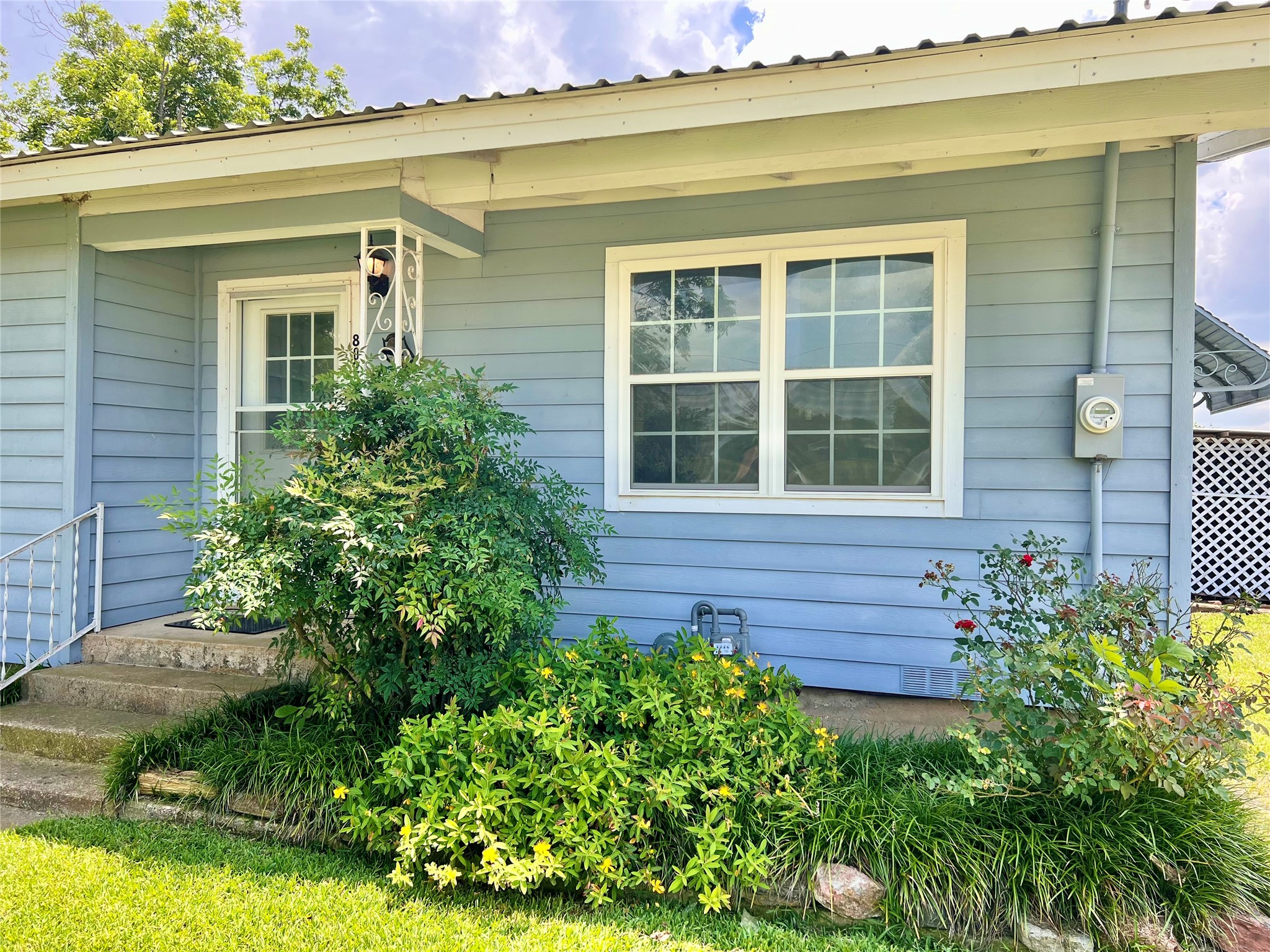 802 E White Street Hamilton TX 76531