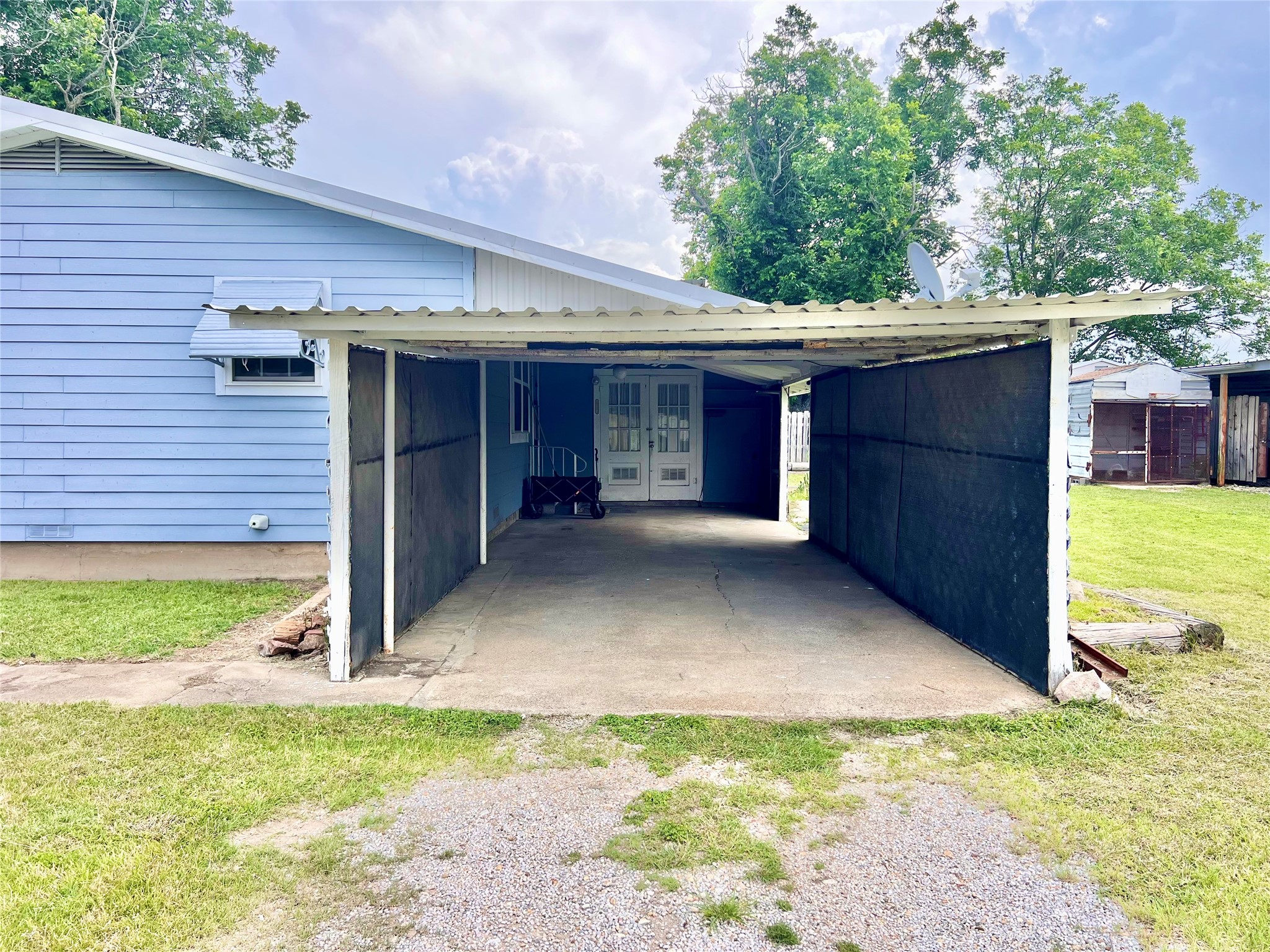 802 E White Street Hamilton TX 76531