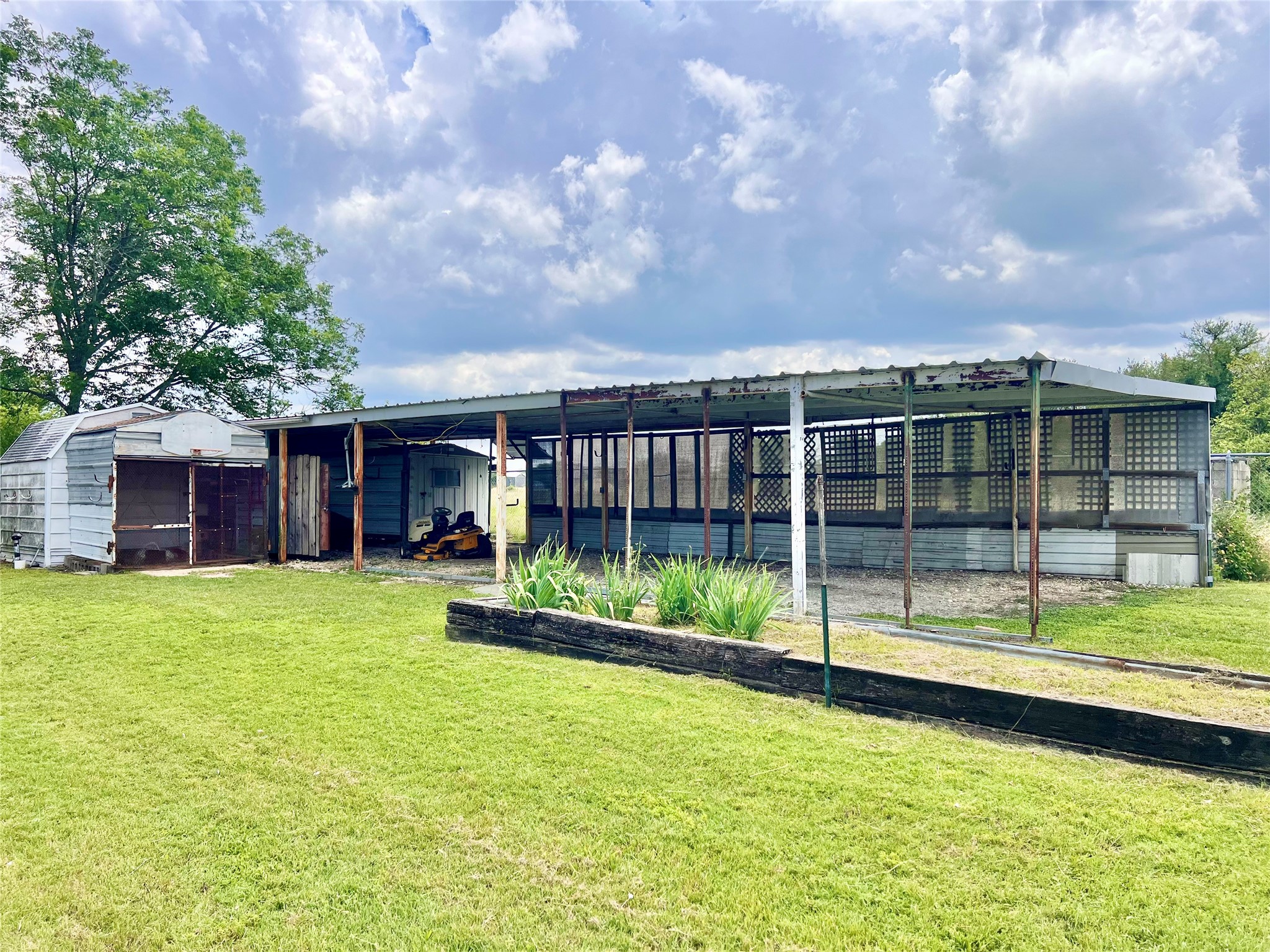 802 E White Street Hamilton TX 76531