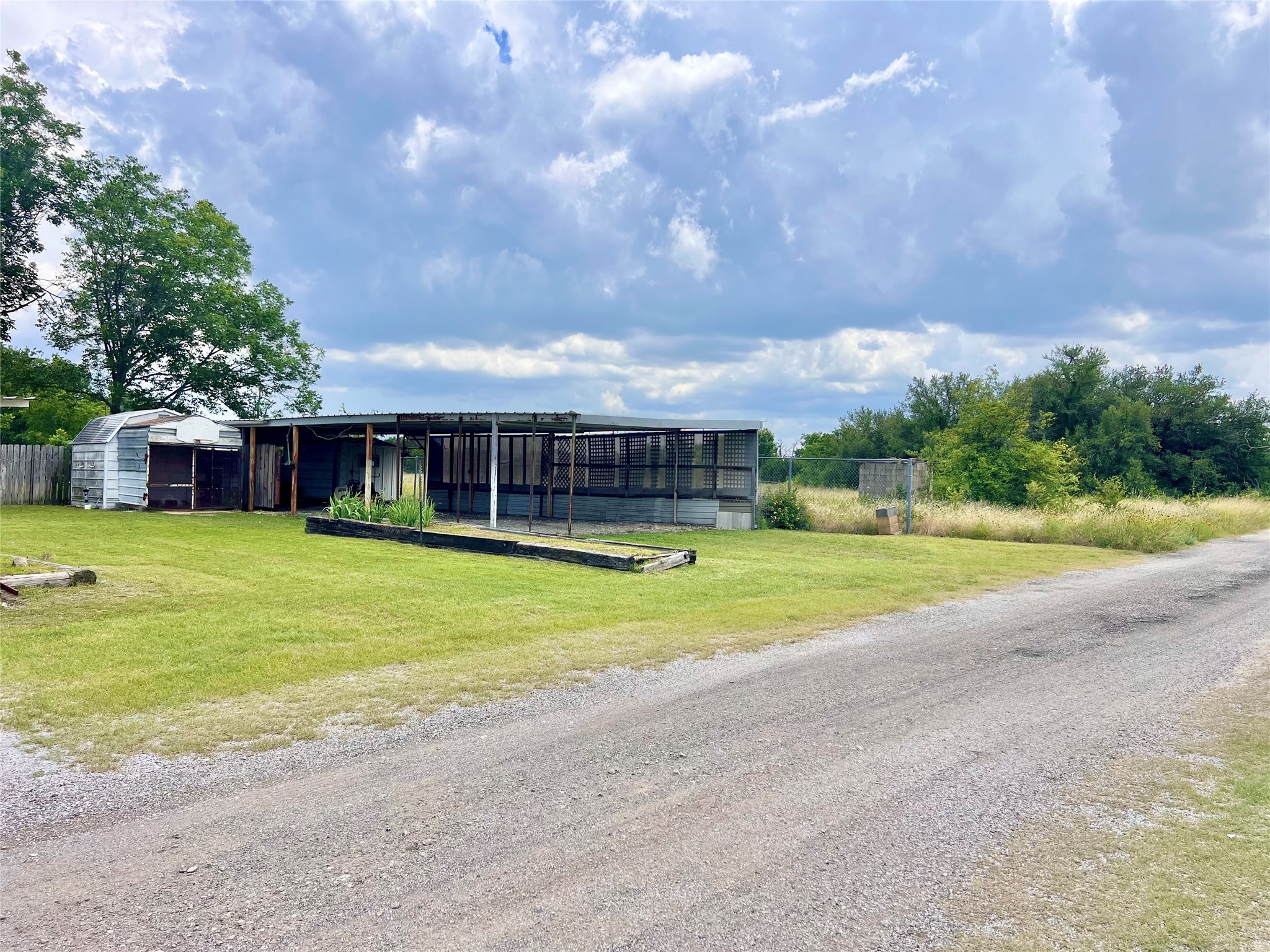 802 E White Street Hamilton TX 76531