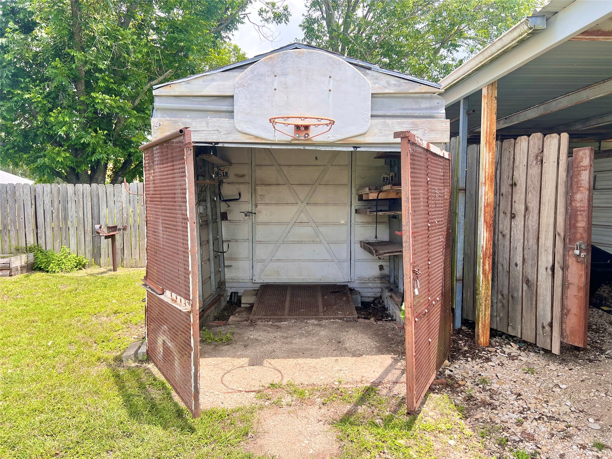802 E White Street Hamilton TX 76531