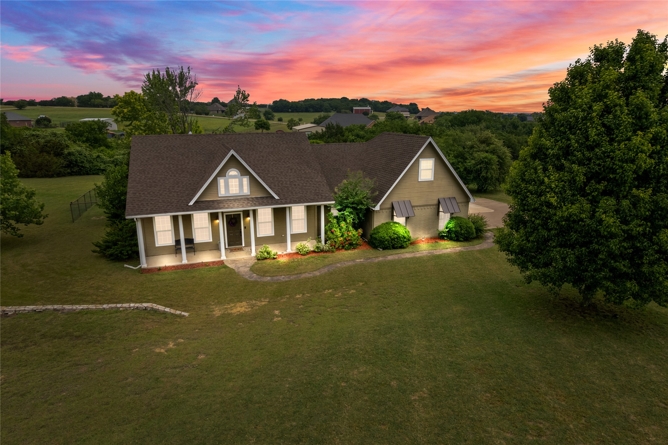 415 Stone Mountain Court Cresson TX 76035