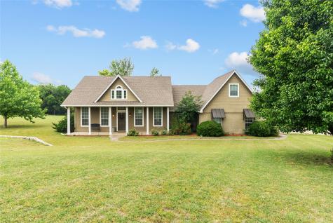 415 Stone Mountain Court Cresson TX 76035