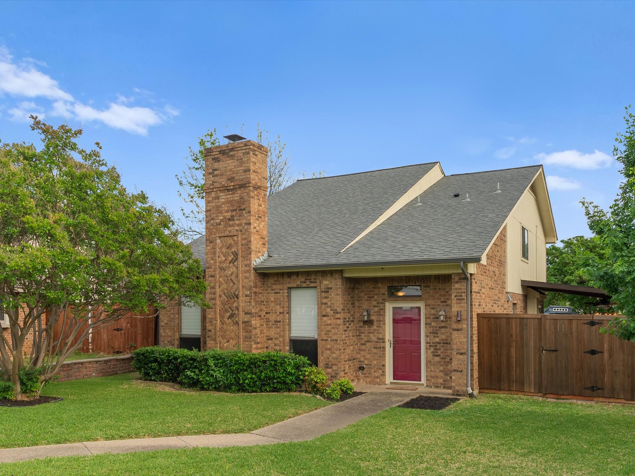 1522 Knollview Lane Carrollton TX 75007