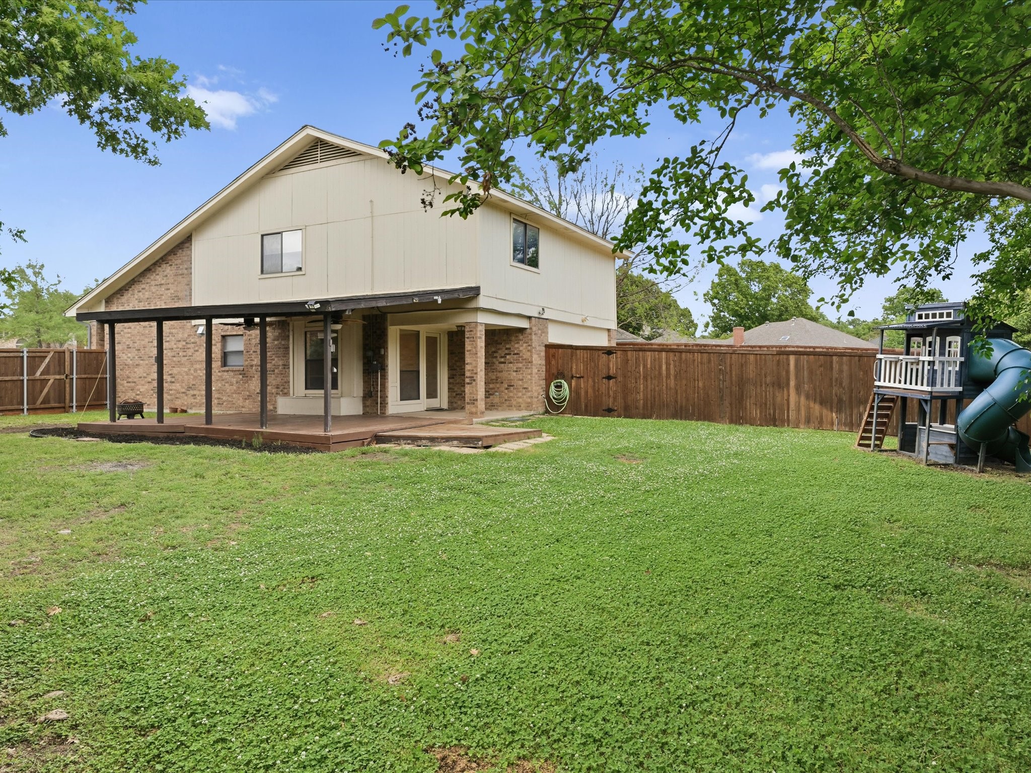 1522 Knollview Lane Carrollton TX 75007