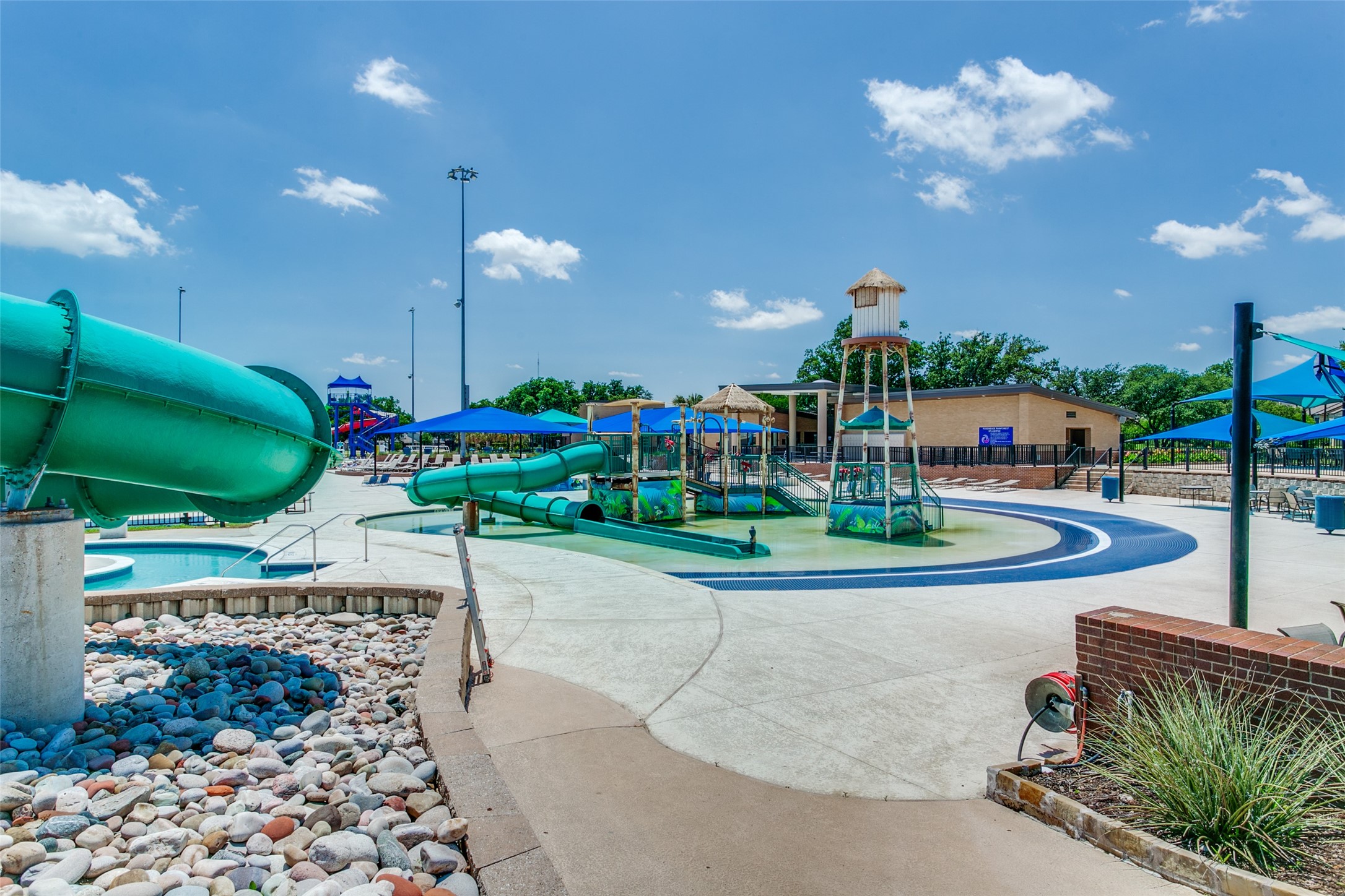1522 Knollview Lane Carrollton TX 75007
