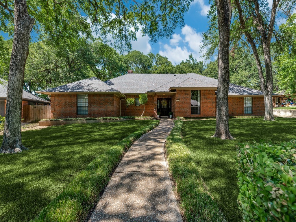 737 Newport Road Fort Worth TX 76120