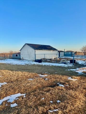 1601 Peterson Road S Iowa Park TX 76367