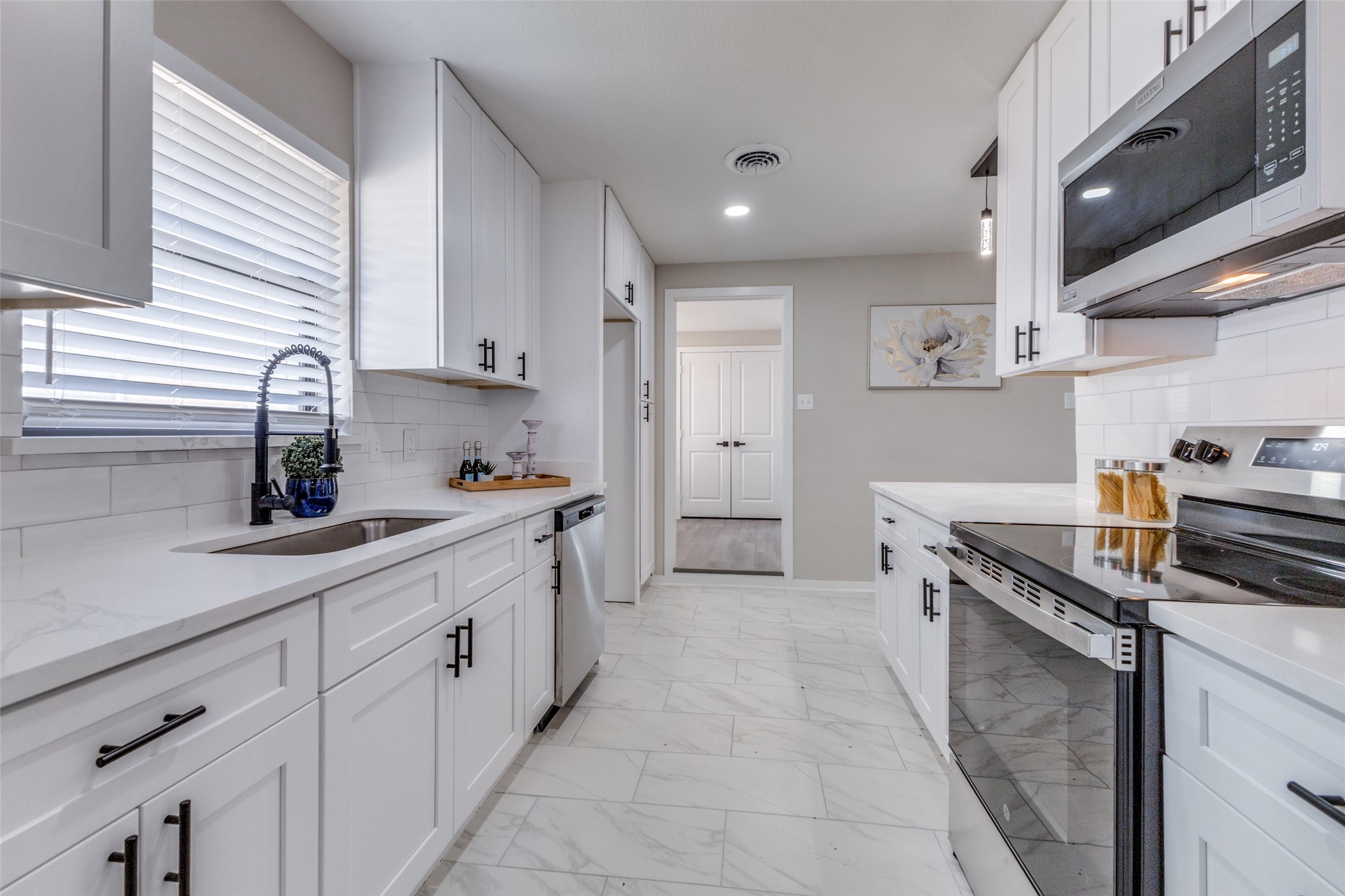 8908 Sorrento Street Dallas TX 75228