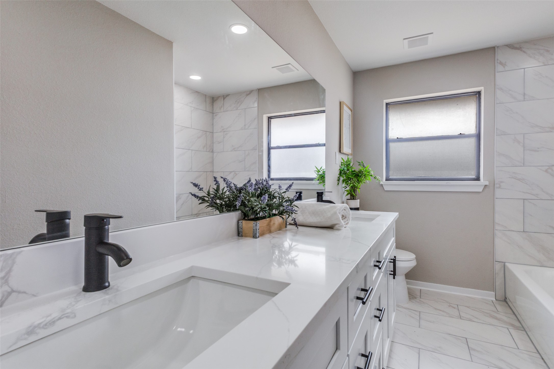 8908 Sorrento Street Dallas TX 75228