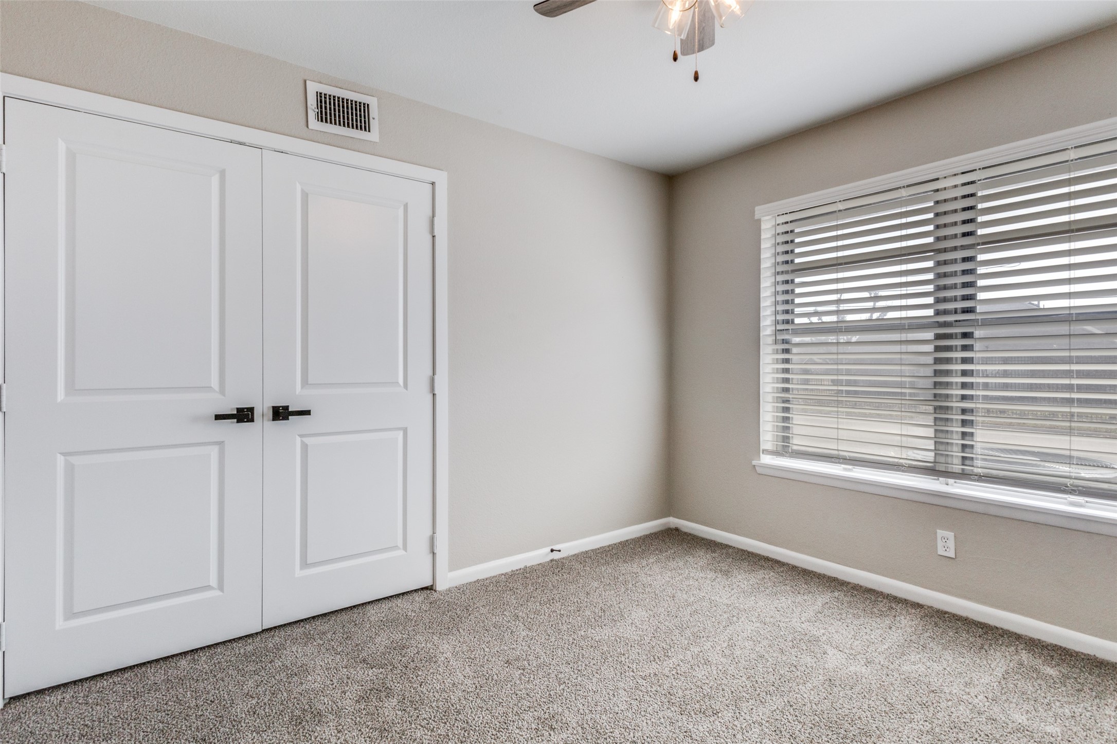 8908 Sorrento Street Dallas TX 75228