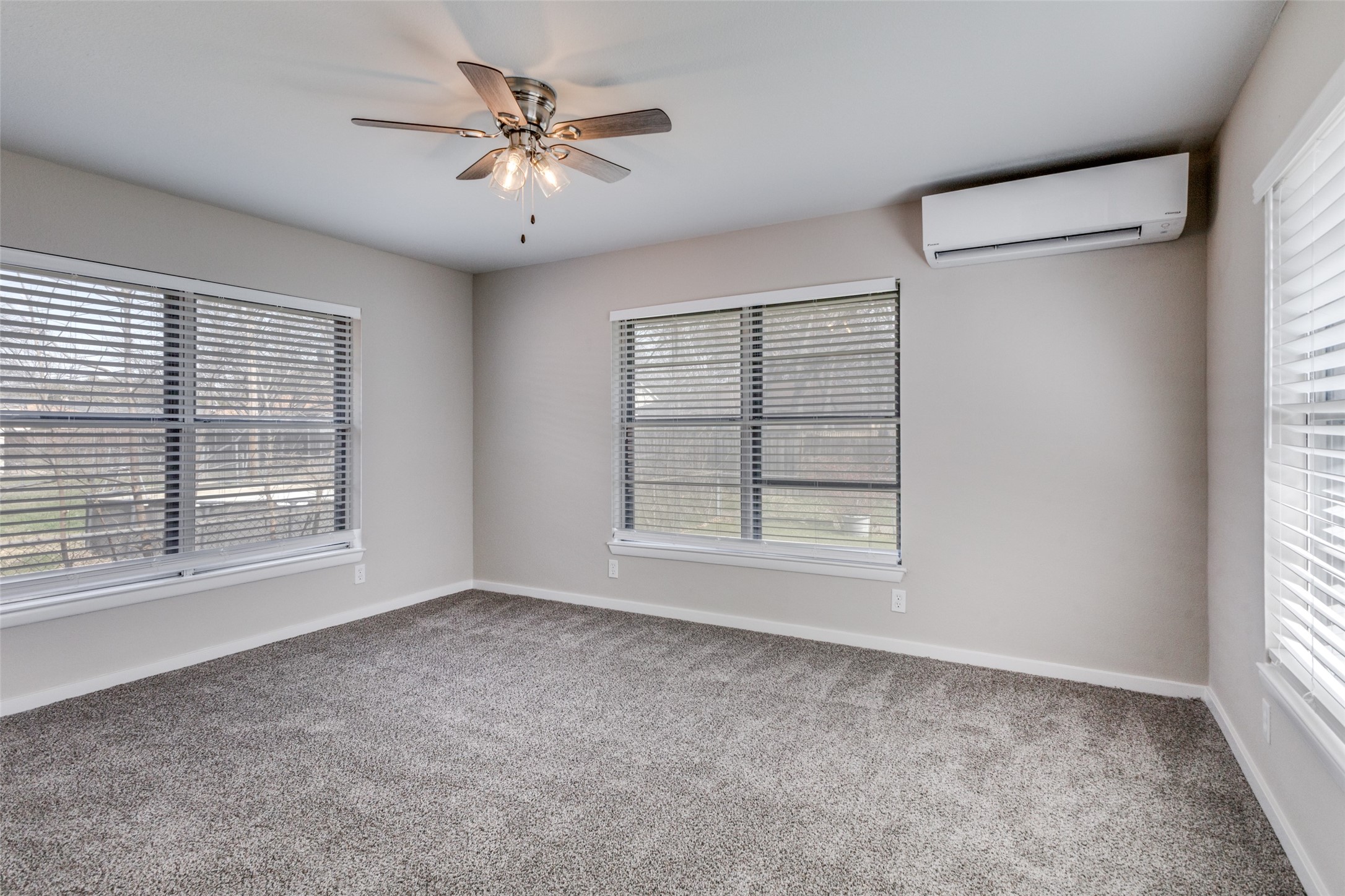 8908 Sorrento Street Dallas TX 75228