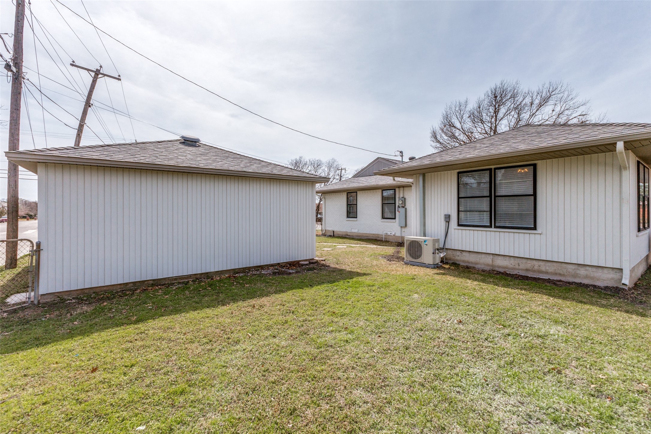 8908 Sorrento Street Dallas TX 75228