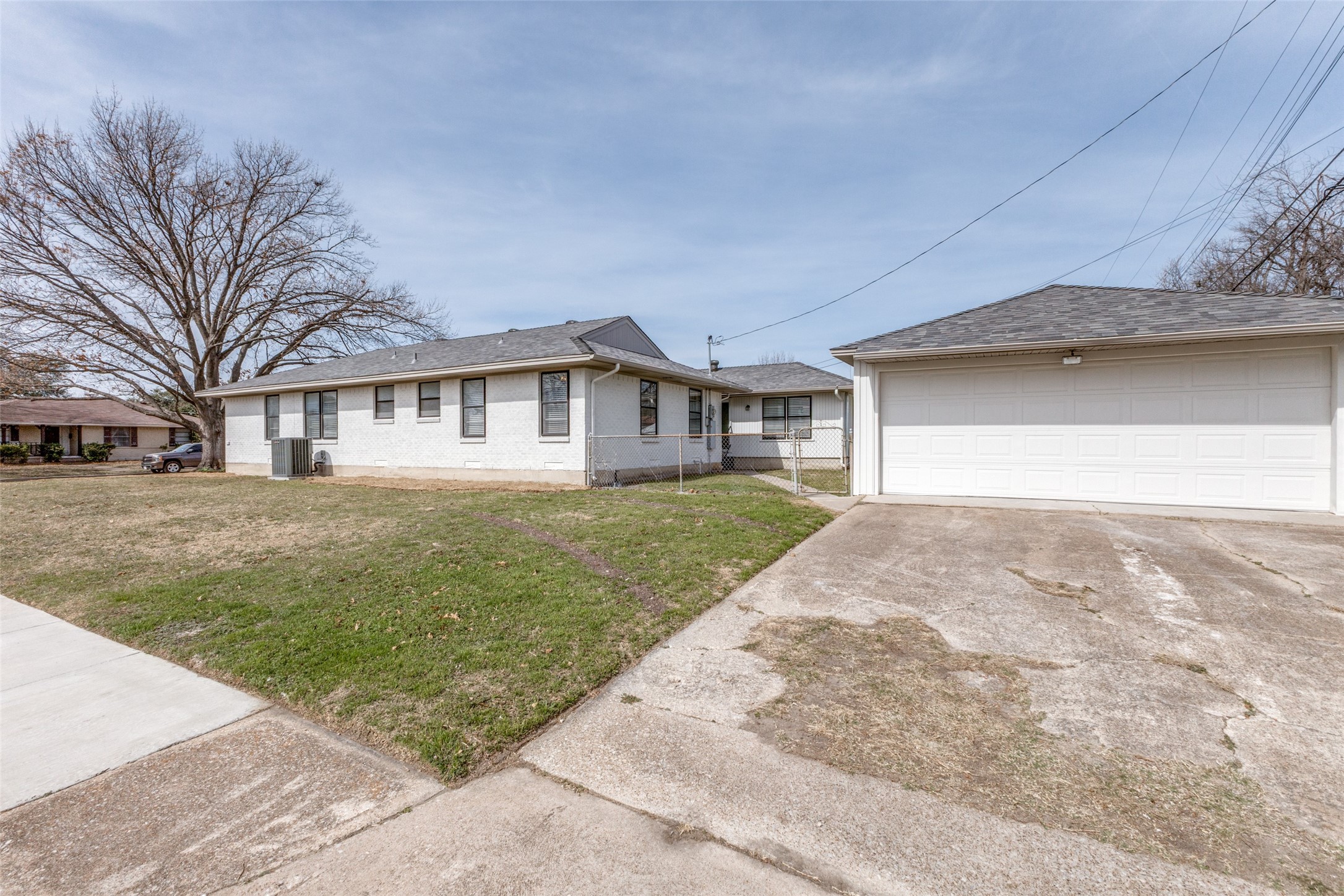 8908 Sorrento Street Dallas TX 75228