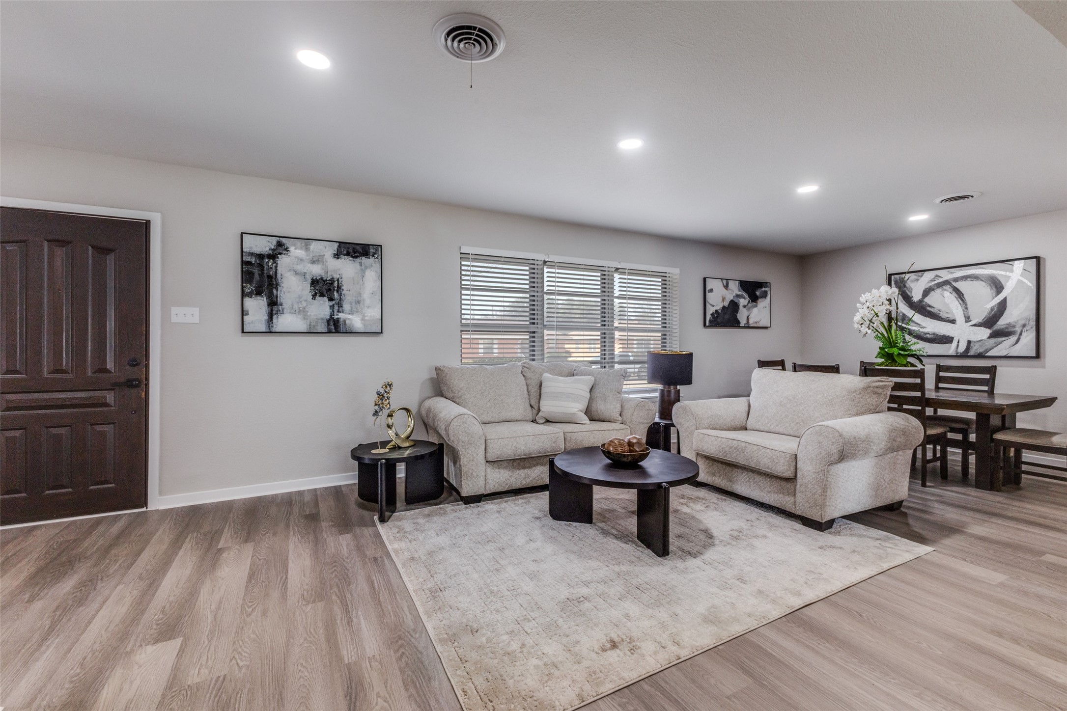 8908 Sorrento Street Dallas TX 75228
