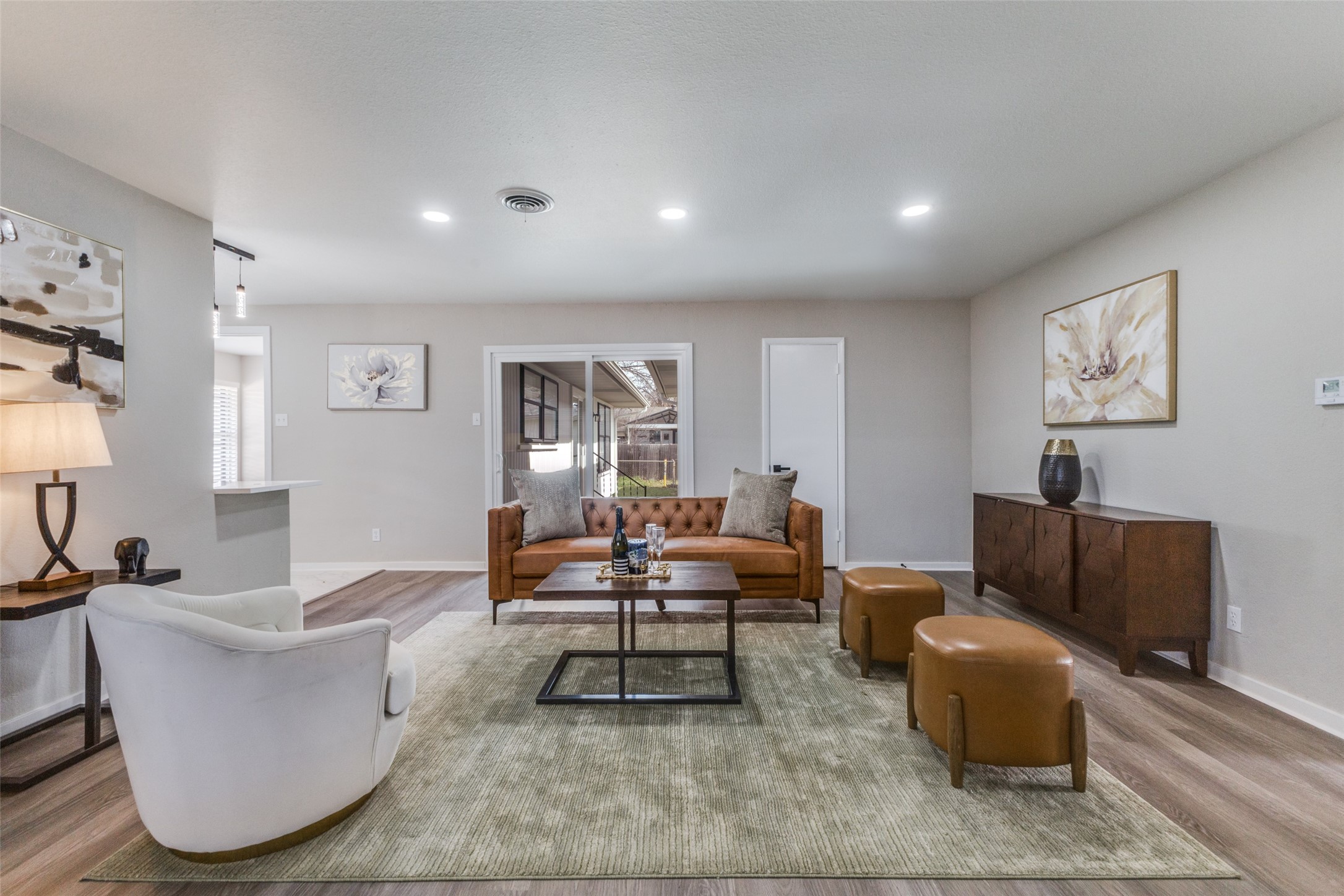8908 Sorrento Street Dallas TX 75228