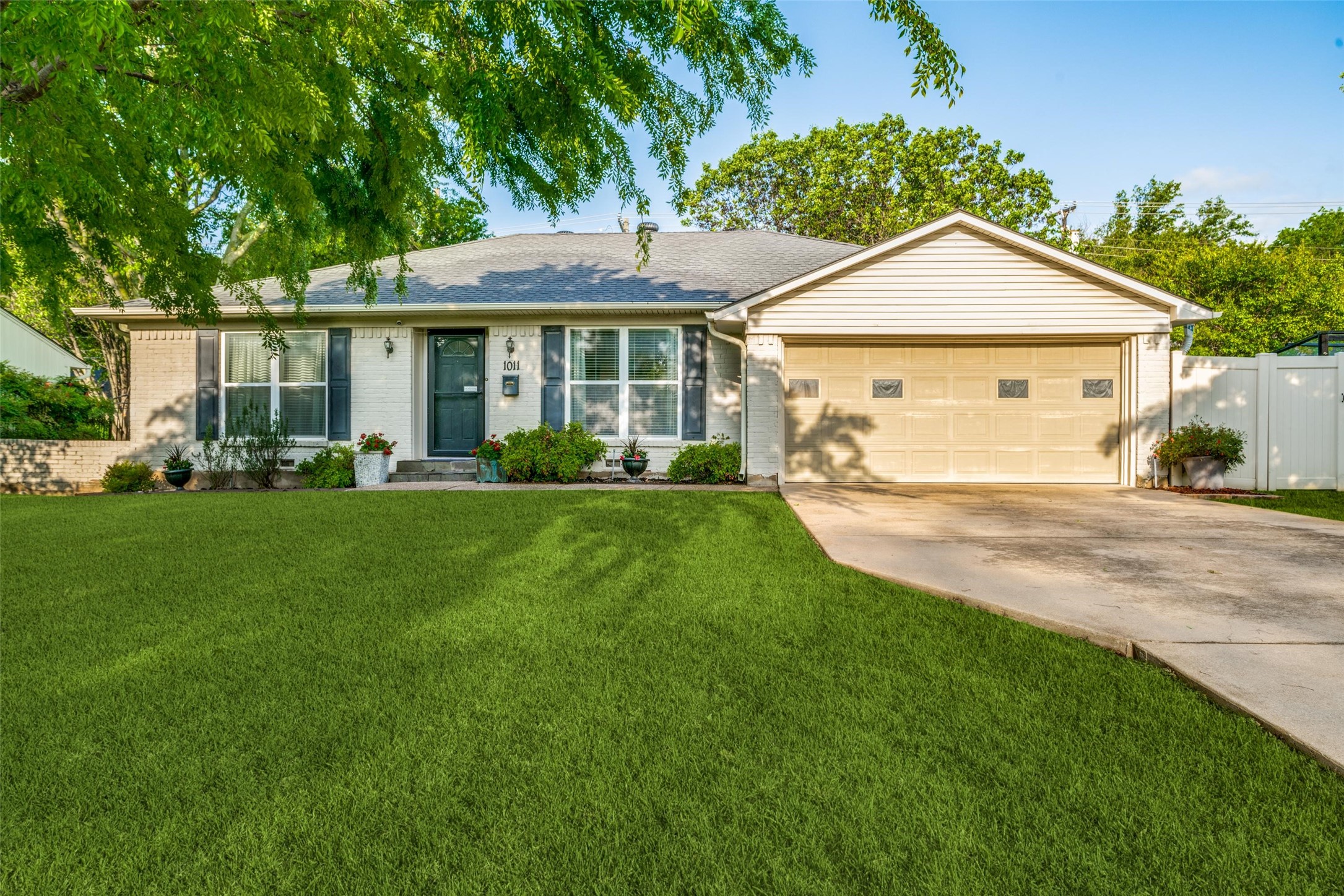 1011 Newberry Drive Richardson TX 75080
