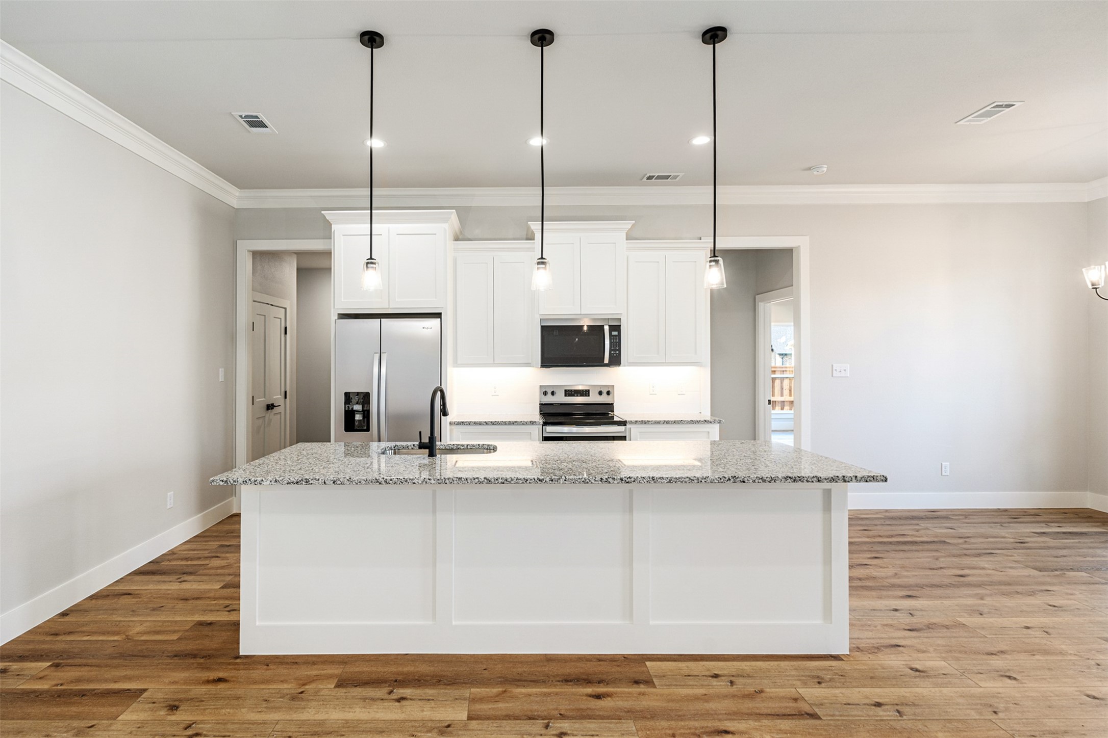 502 Limestone Circle Mabank TX 75147
