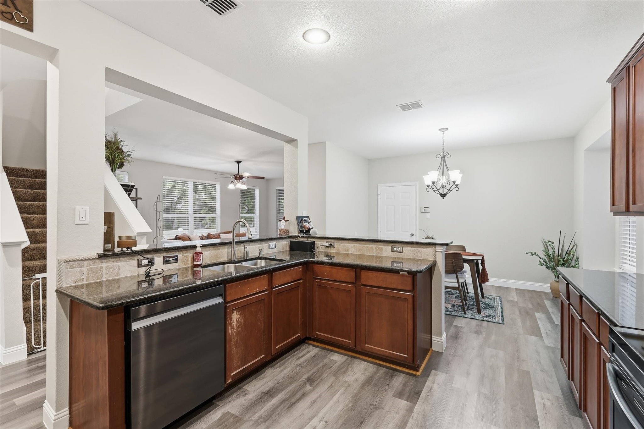 1211 Bristol Lane Providence Village TX 76227
