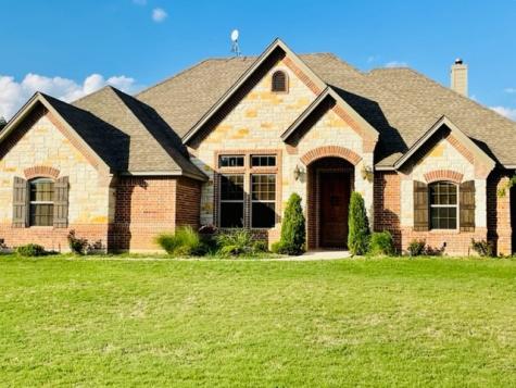 123 Blue Ribbon Lane Stephenville TX 76401