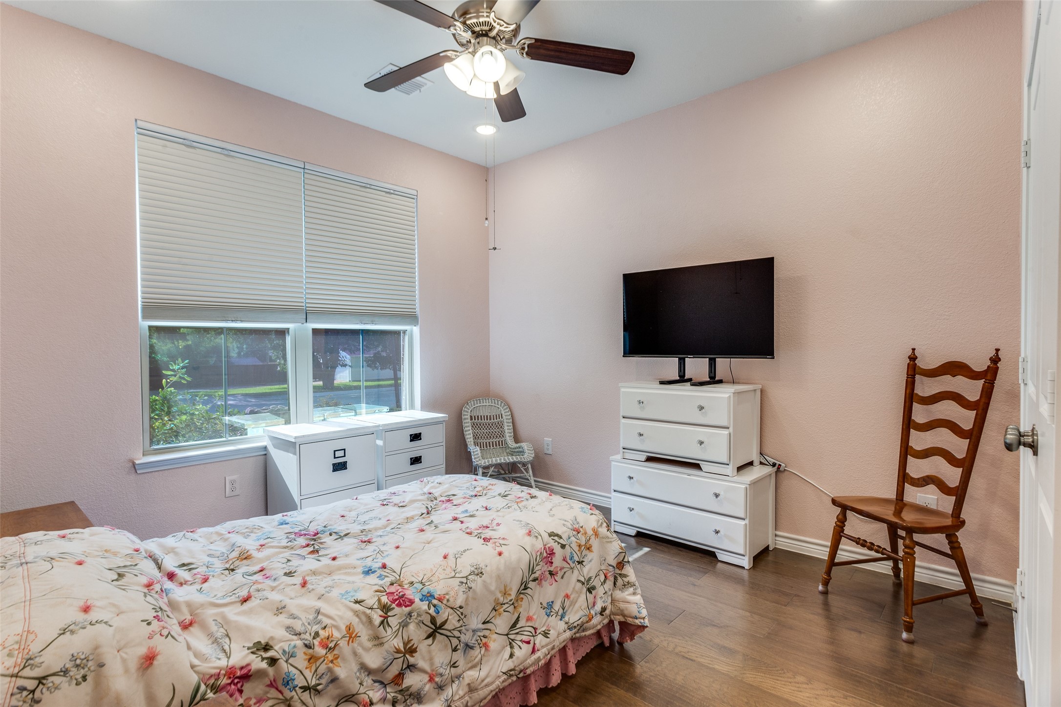 3907 Bendale Road Benbrook TX 76116