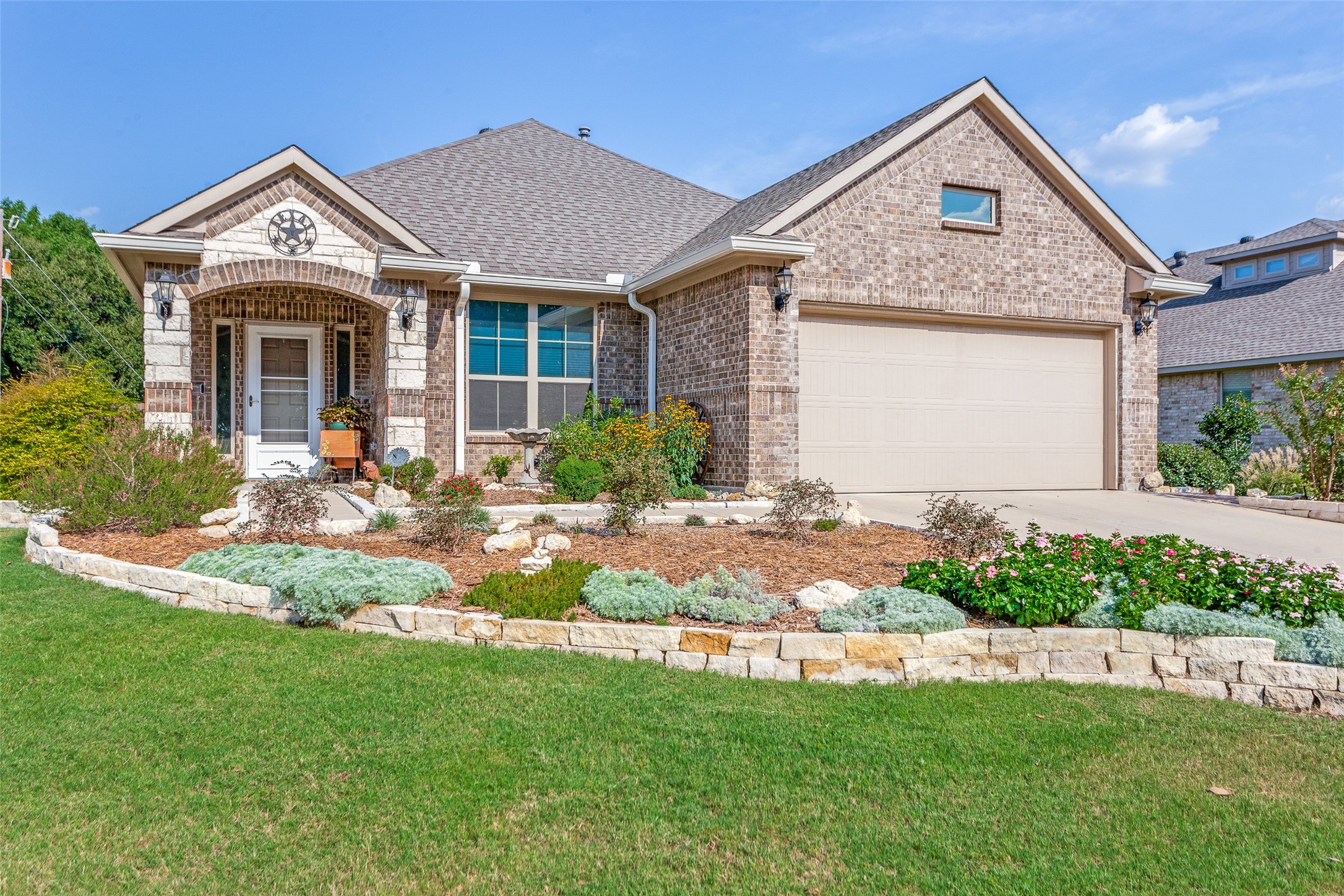 3907 Bendale Road Benbrook TX 76116
