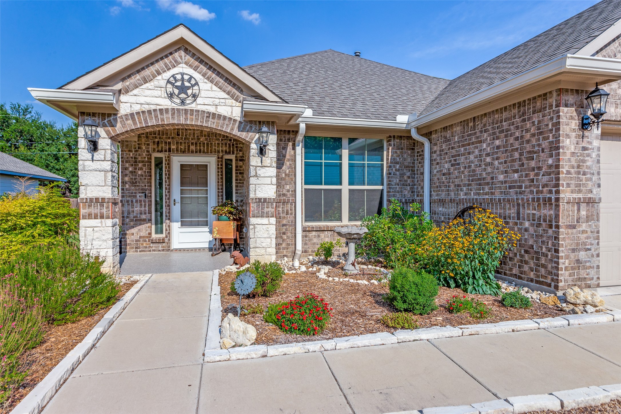 3907 Bendale Road Benbrook TX 76116