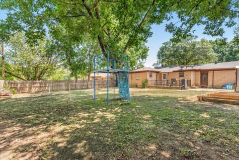 4709 Nadine Drive Haltom City TX 76117